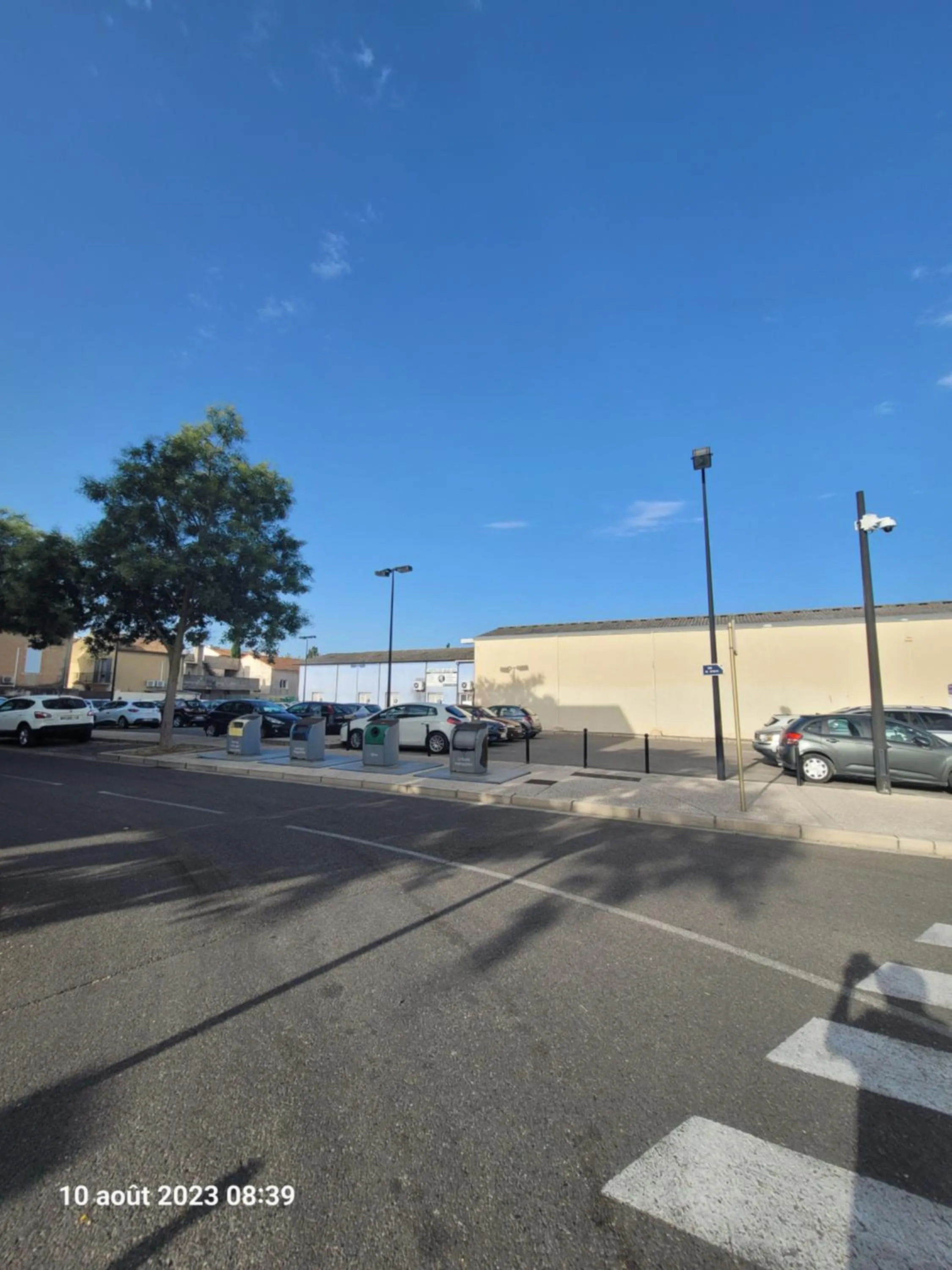 Day in KYRIAD ORANGE Centre Ville - HOTEL & RESTAURANT & BAR - La Galerie d'Art des Princes - Provence Alpes Côte d'Azur - France - Proche A7-A9 - exit21- Châteauneuf-du-Pape Avignon Bollene Nimes - 24h-24h