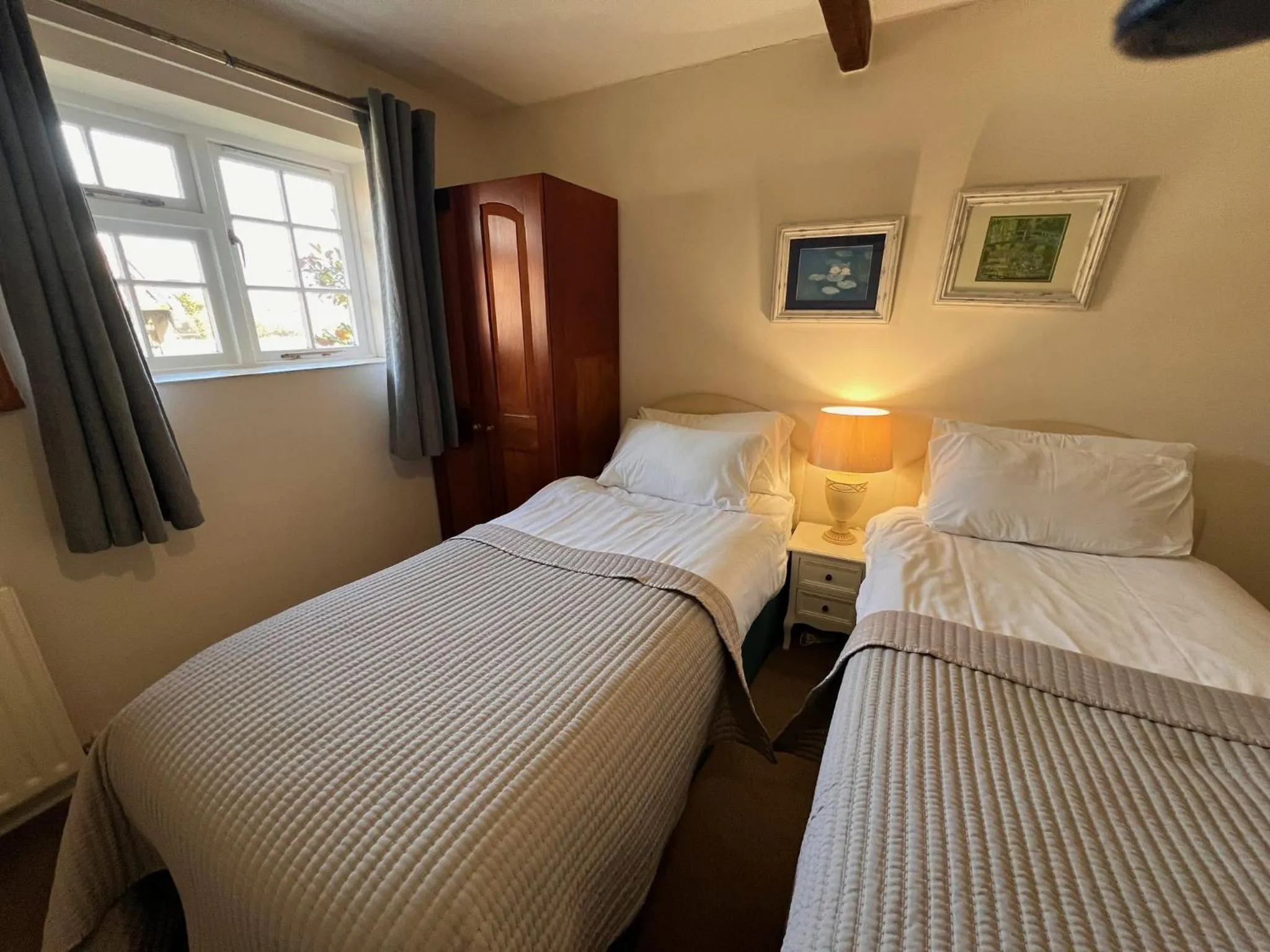 Bedroom, Bed in Hunston Mill Self Catering Dog Stay For Free