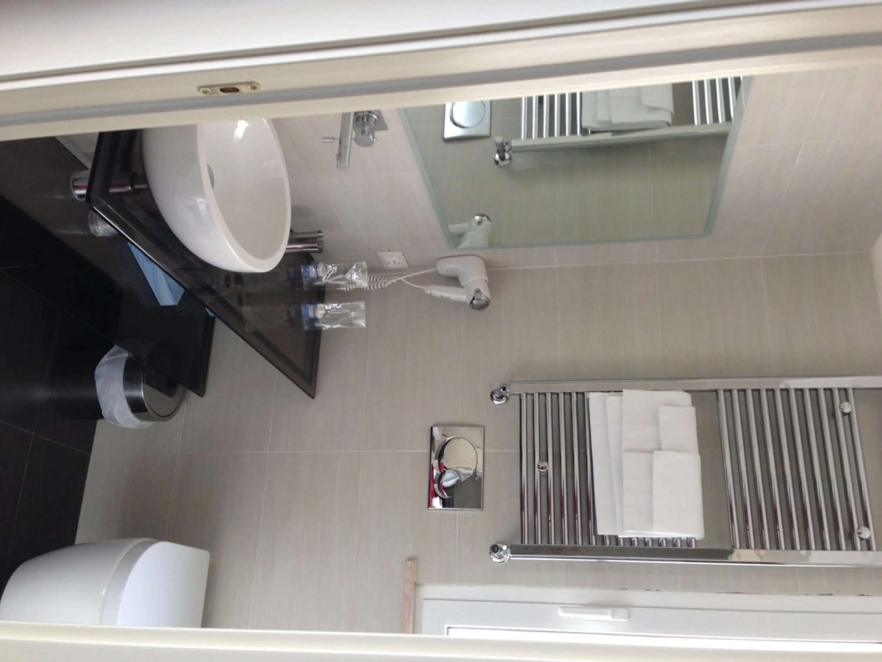 Bathroom in Hotel Byron