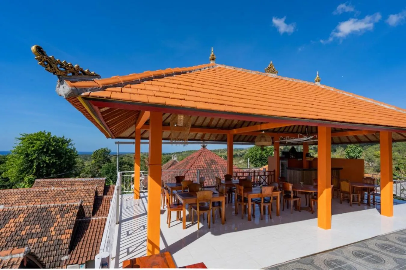 Restaurant/places to eat in Sundi Ocean Bungalow by ABM