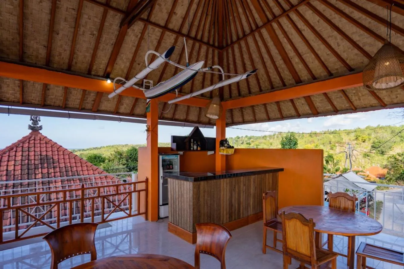 Restaurant/places to eat in Sundi Ocean Bungalow by ABM