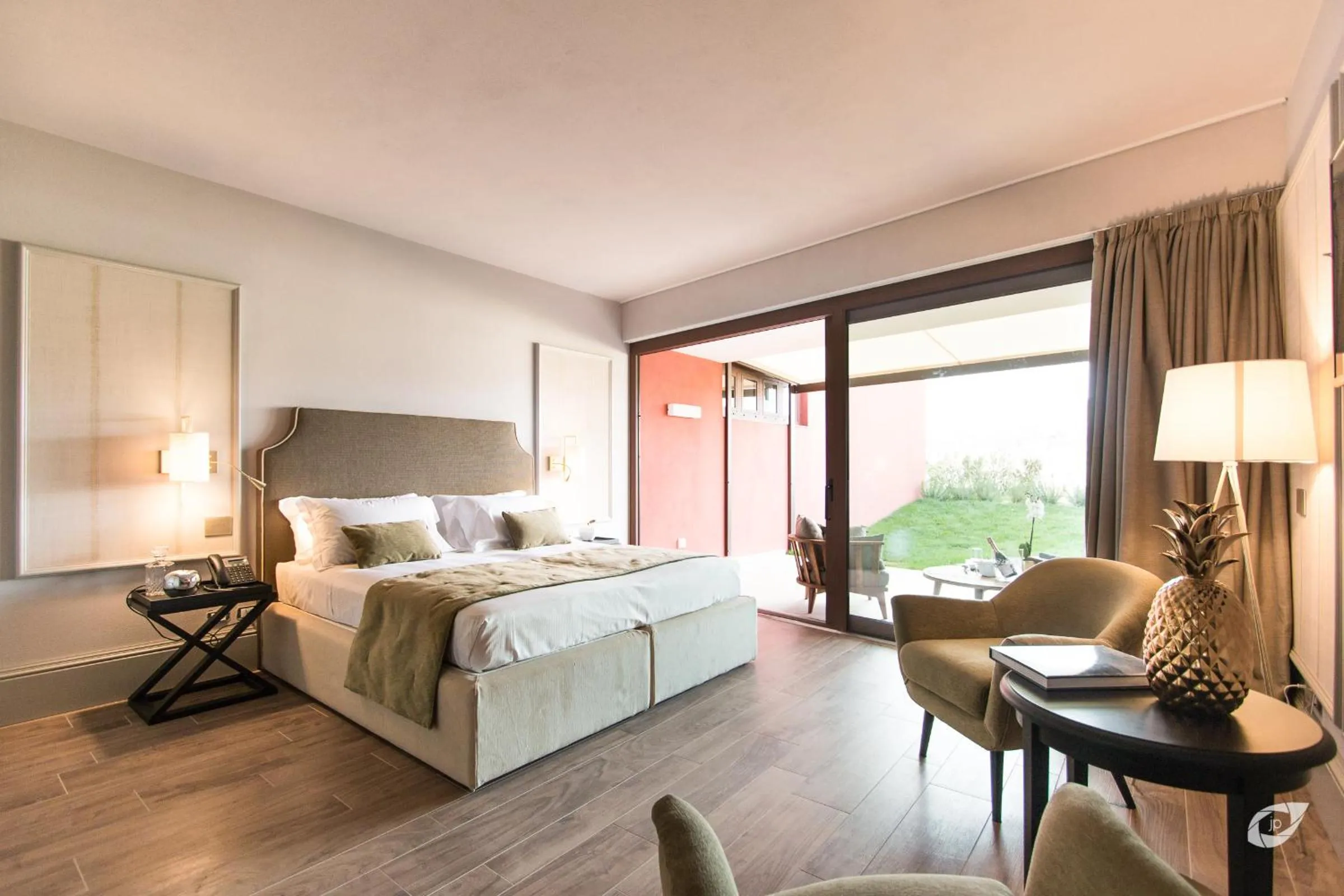 View (from property/room), Bed in Buonamico Wine Resort