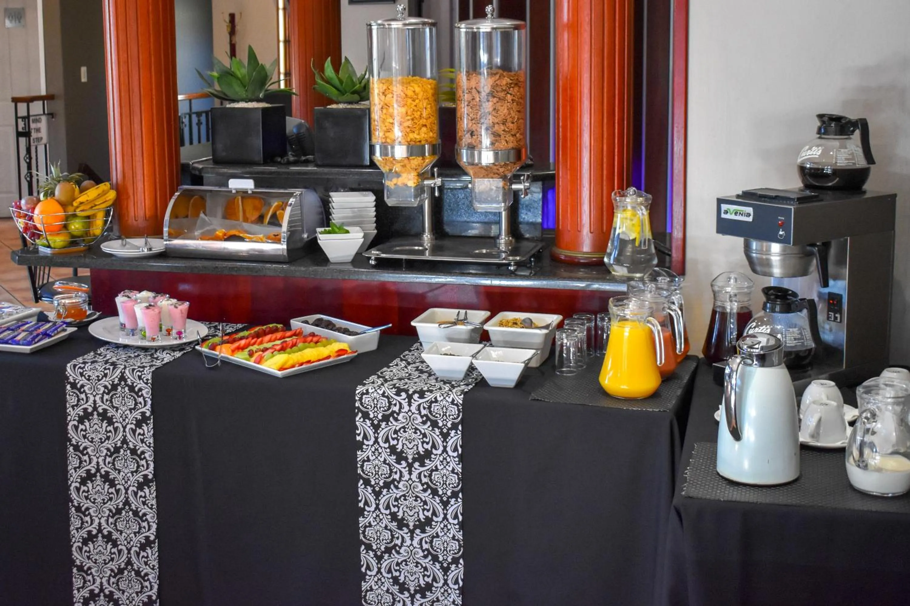 Coffee/tea facilities in Waterfalls Boutique Hotel