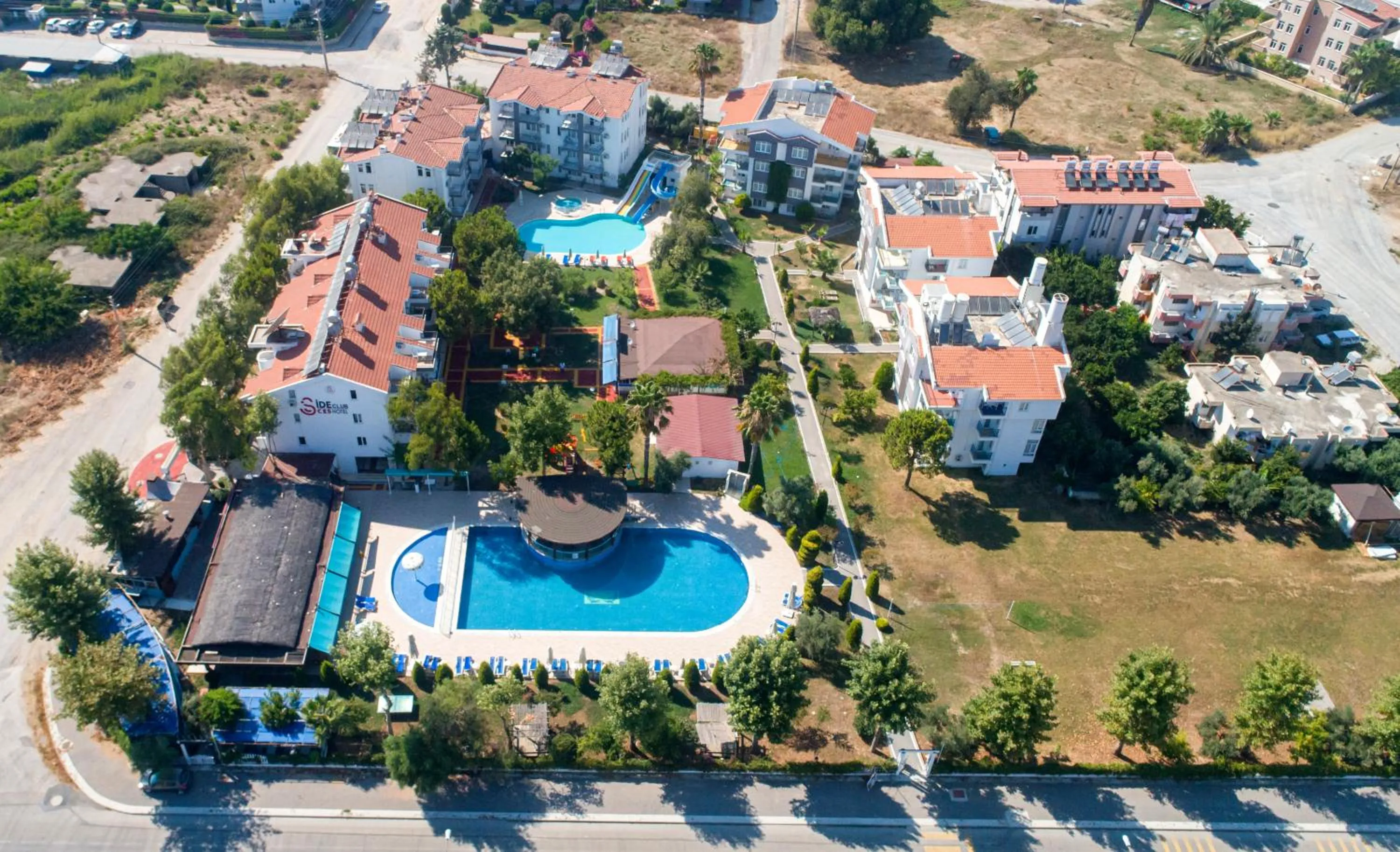Property building in Irem Garden Hotel & Apartments