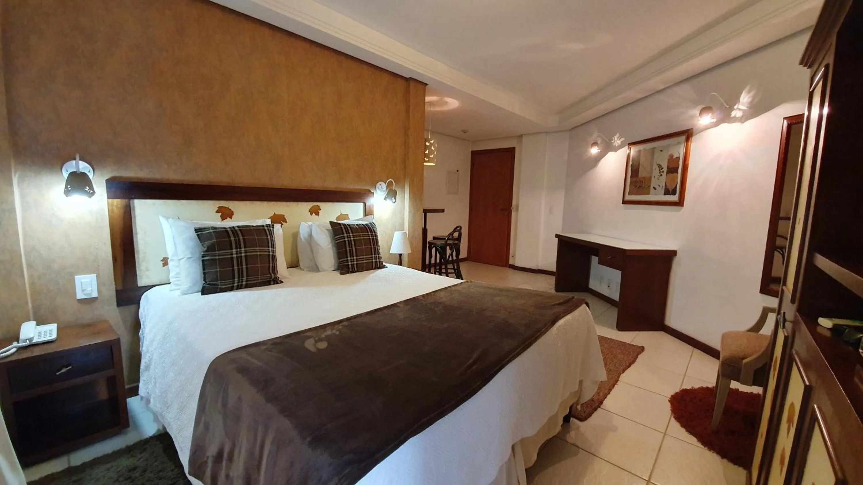 Photo of the whole room, Bed in Pousada Cheverny - Fácil acesso ao centrinho e Baden Bar