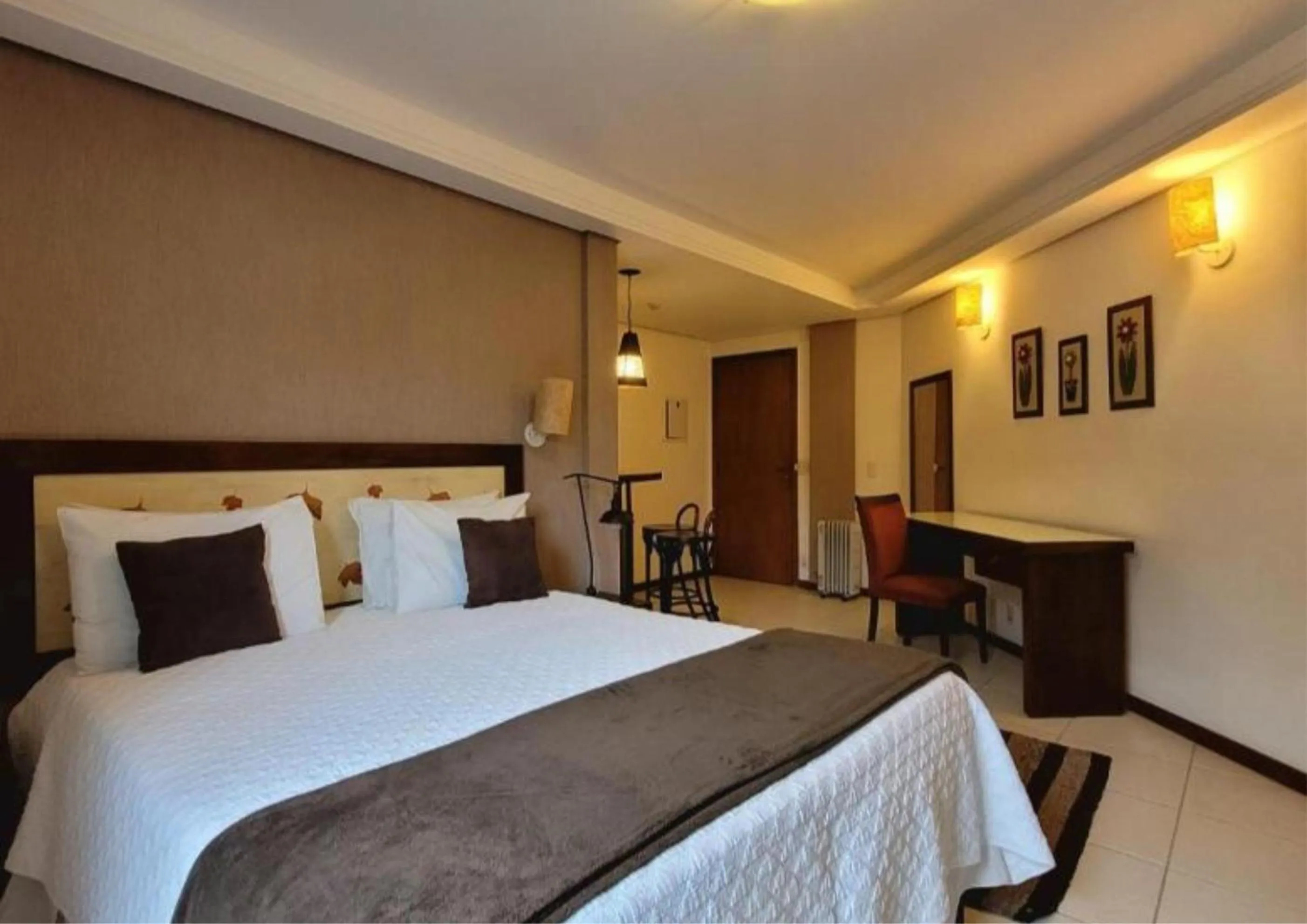 Bed in Pousada Cheverny - Fácil acesso ao centrinho e Baden Bar