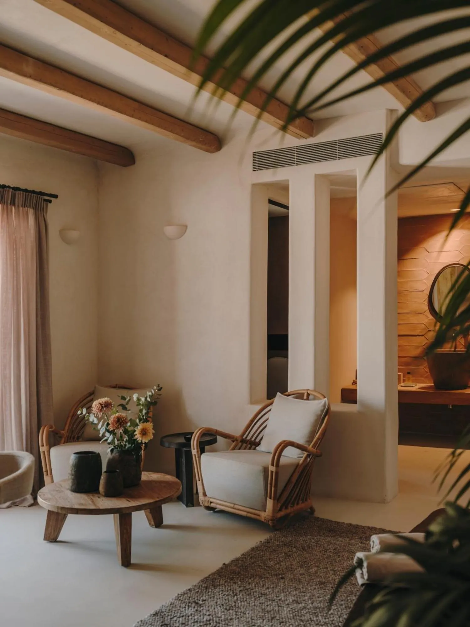 Living room in The Wild by Interni