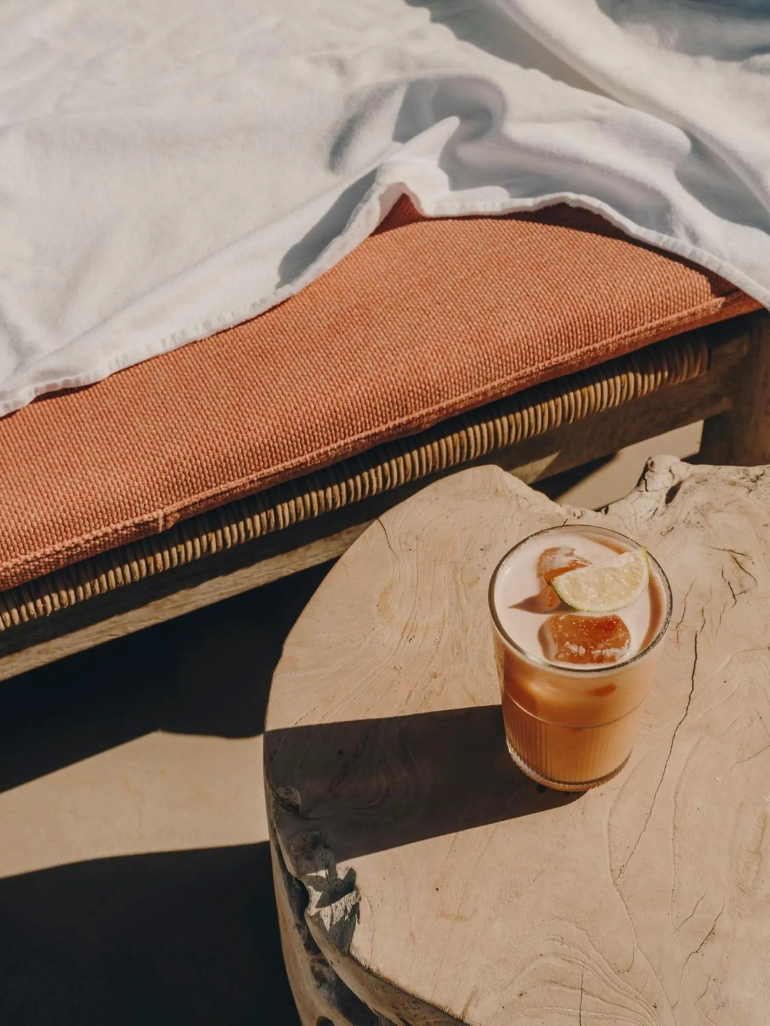 Food and drinks in The Wild by Interni