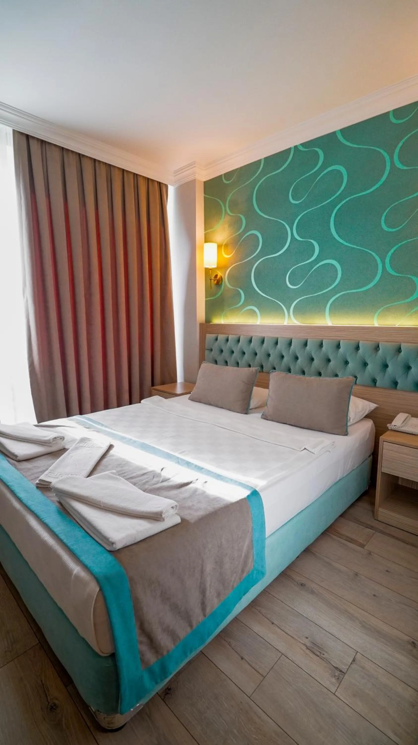 Bed in Side Löwe Hotel