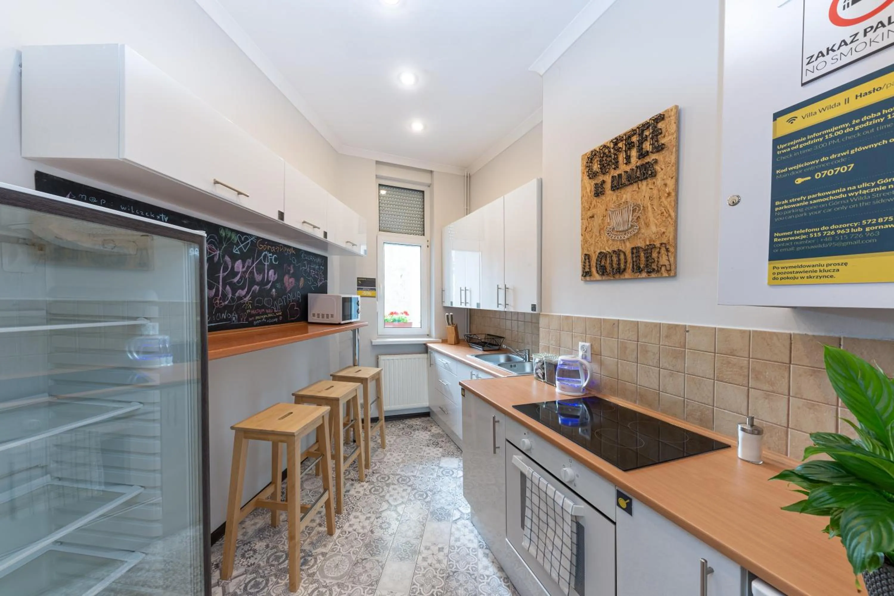 Communal kitchen in Villa Wilda