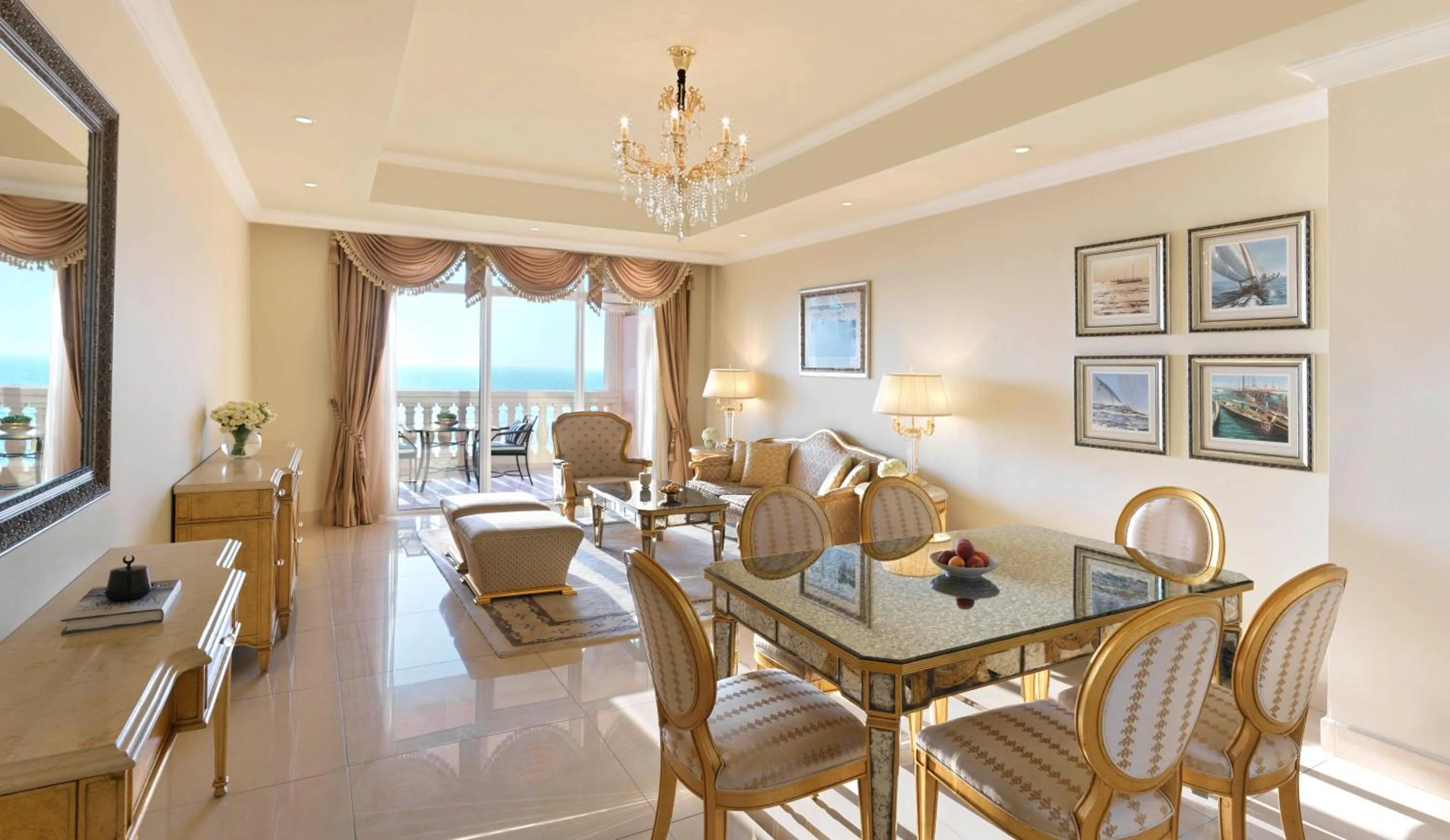 Living room in Kempinski Hotel Palm Jumeirah