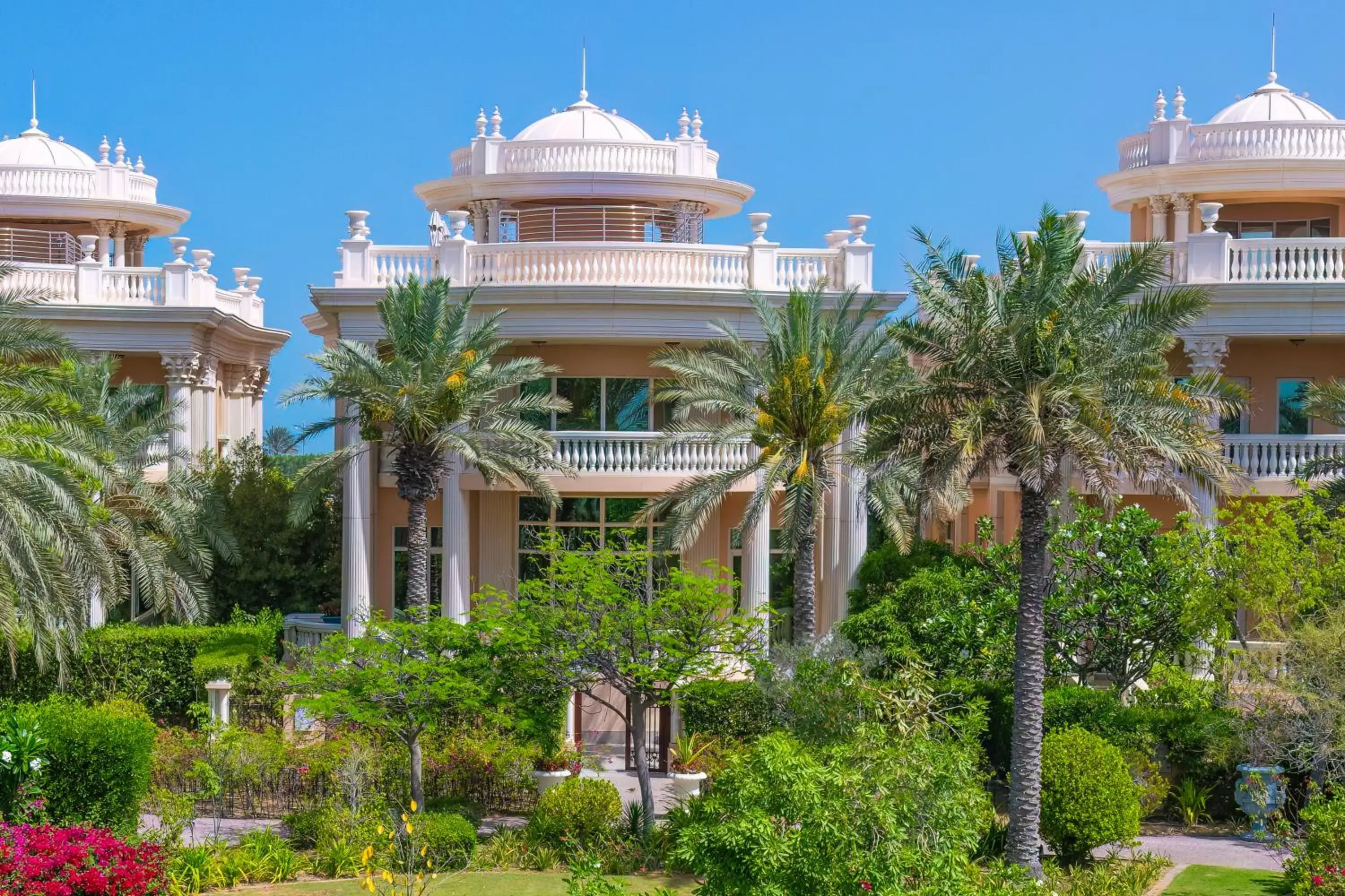 Royal 5 Bedroom Villa in Kempinski Hotel & Residences Palm Jumeirah Royal 5 Bedroom Villa in Kempinski Hotel & Residences Palm Jumeirah