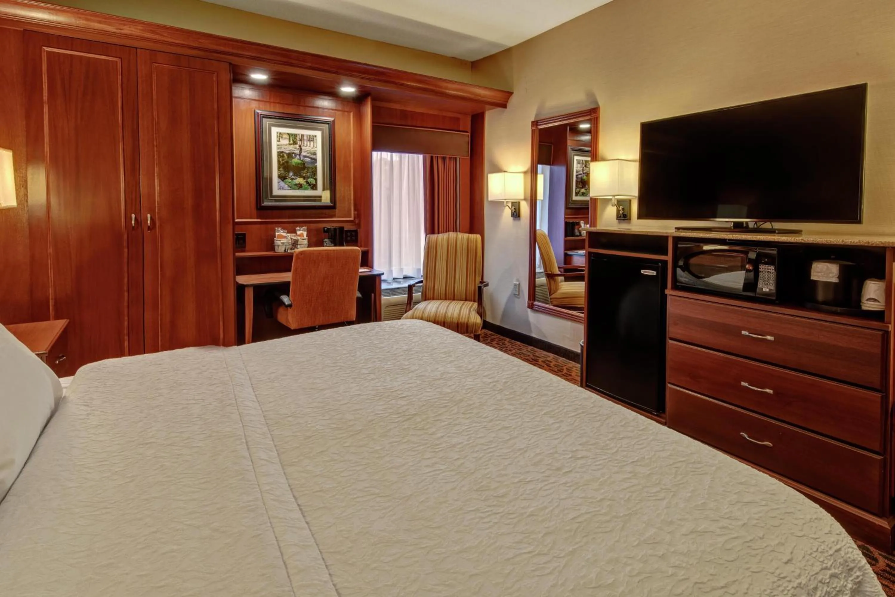 Bedroom, Bed in Hampton Inn Winchester KY