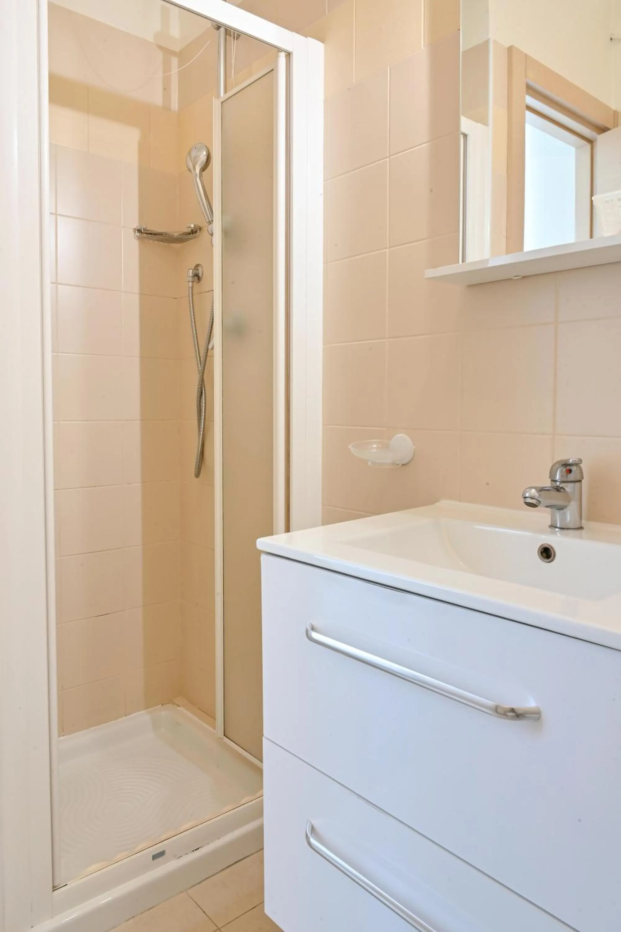 Shower in Hotel Marco's