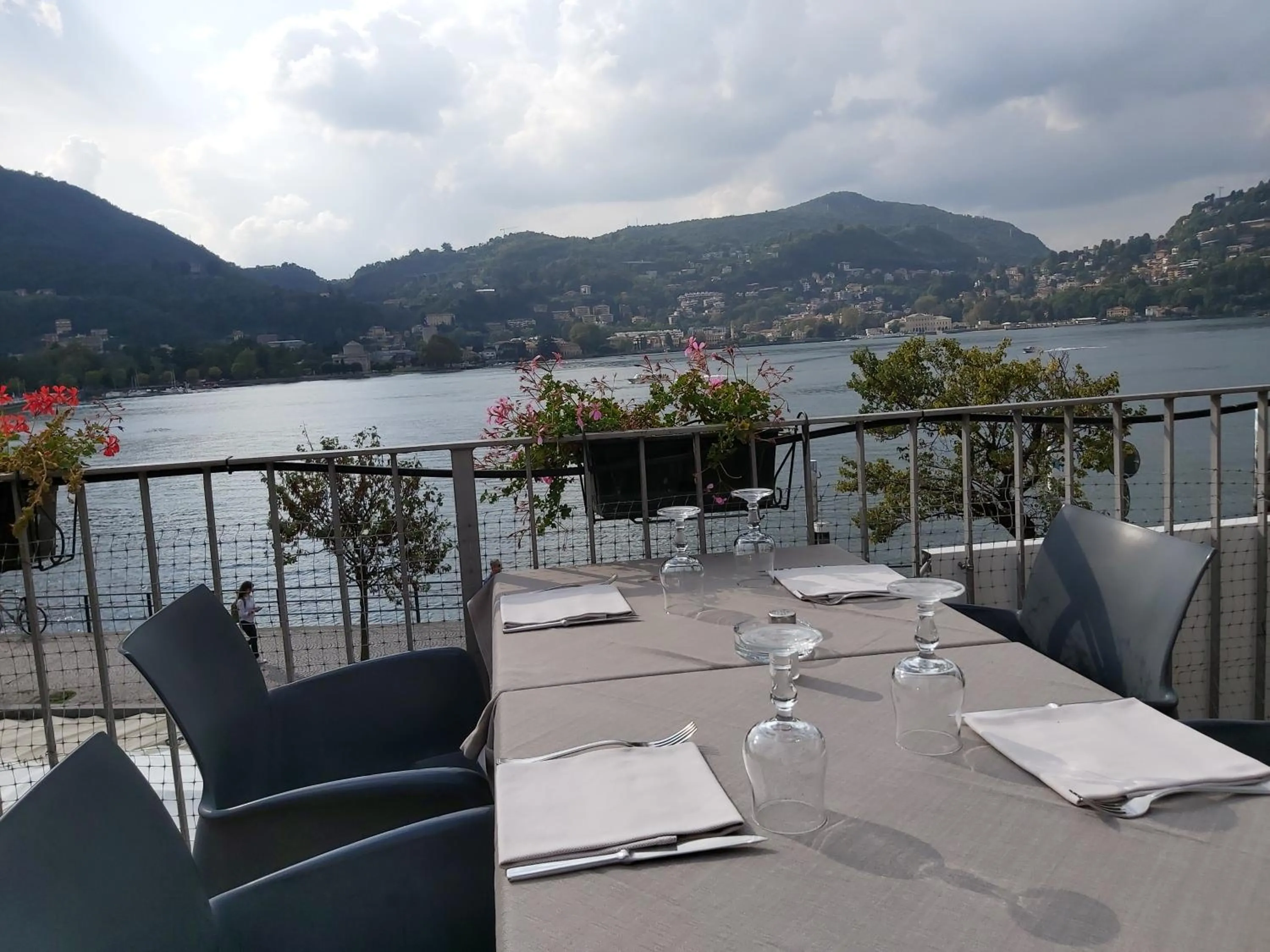 Restaurant/places to eat in Hotel Marco's