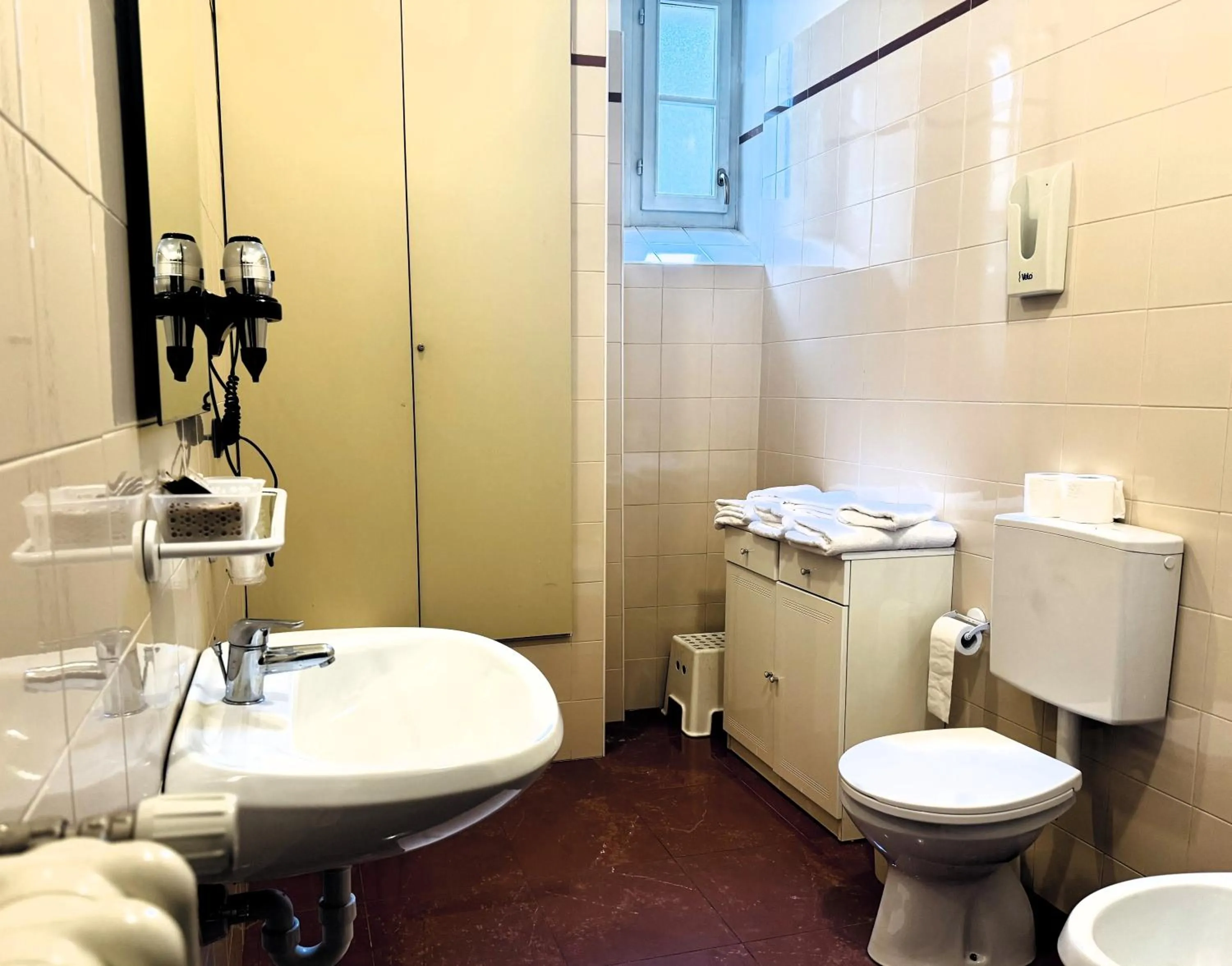 Toilet in Hotel Marco's