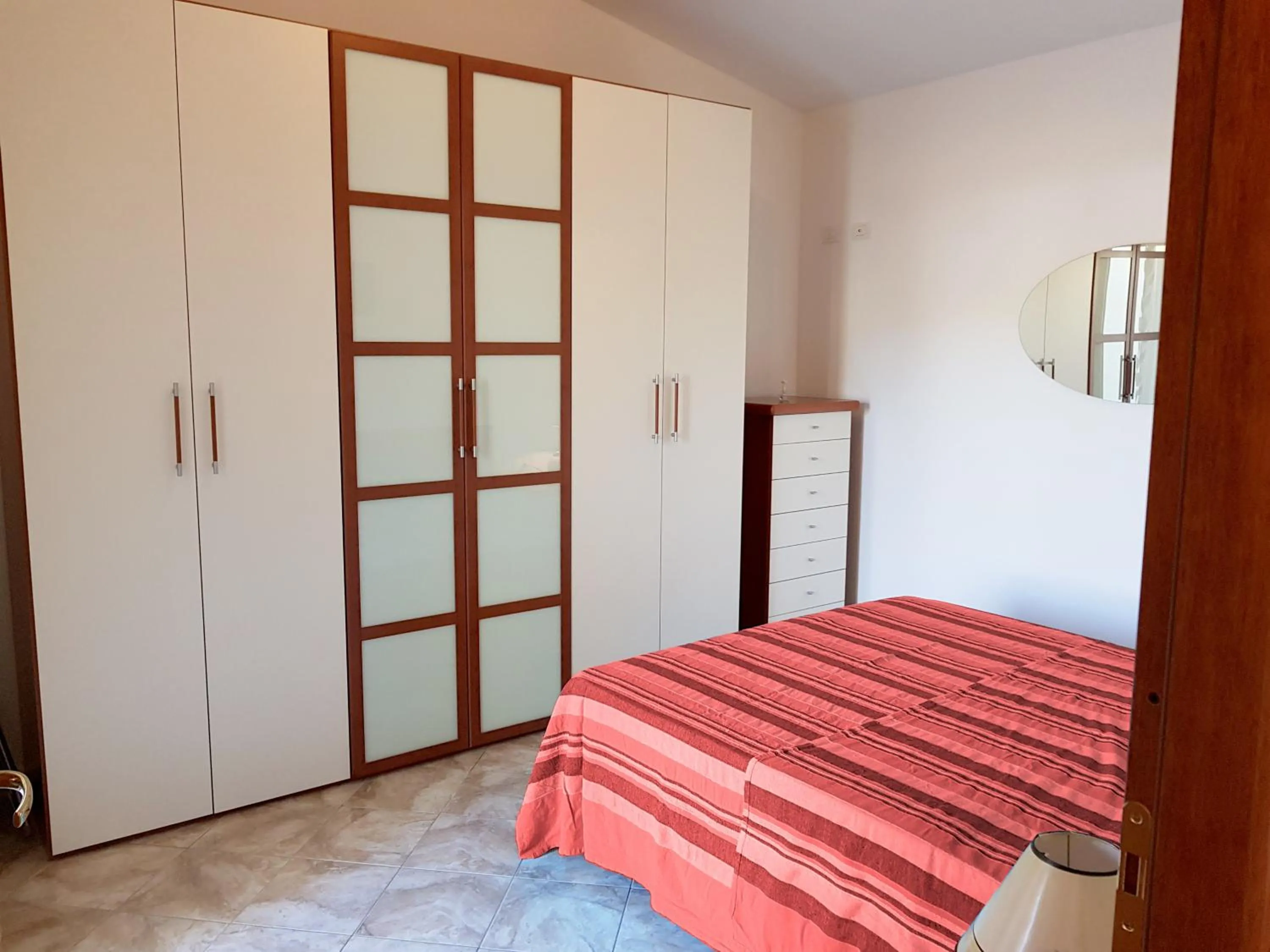 Bedroom, Bed in villette baia