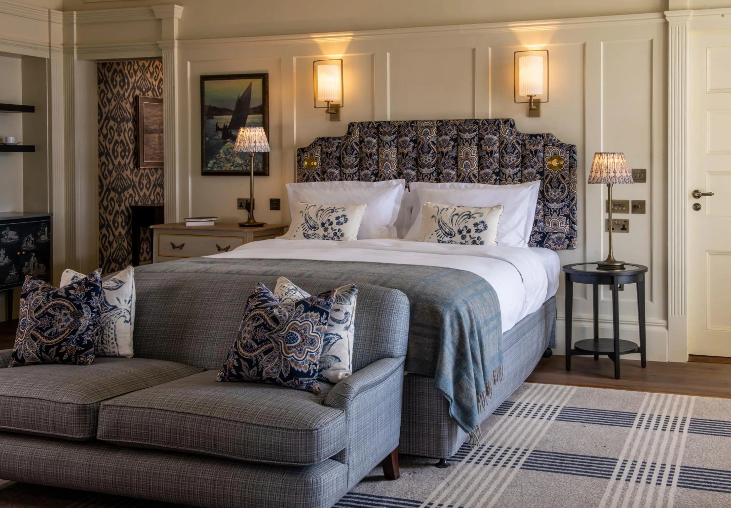 Suite with Lake View - single occupancy in Langdale Chase Hotel