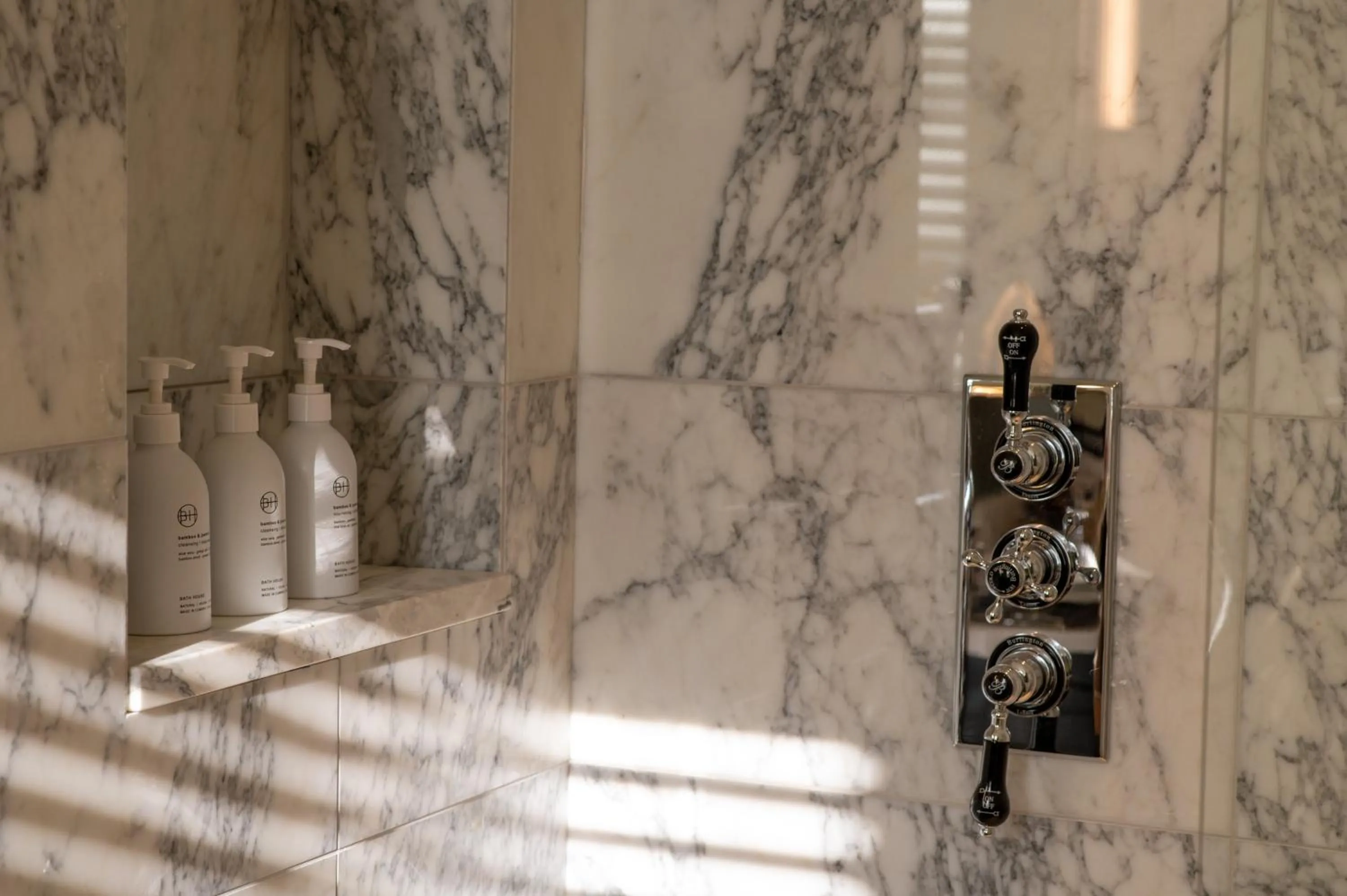 Bathroom in Langdale Chase Hotel