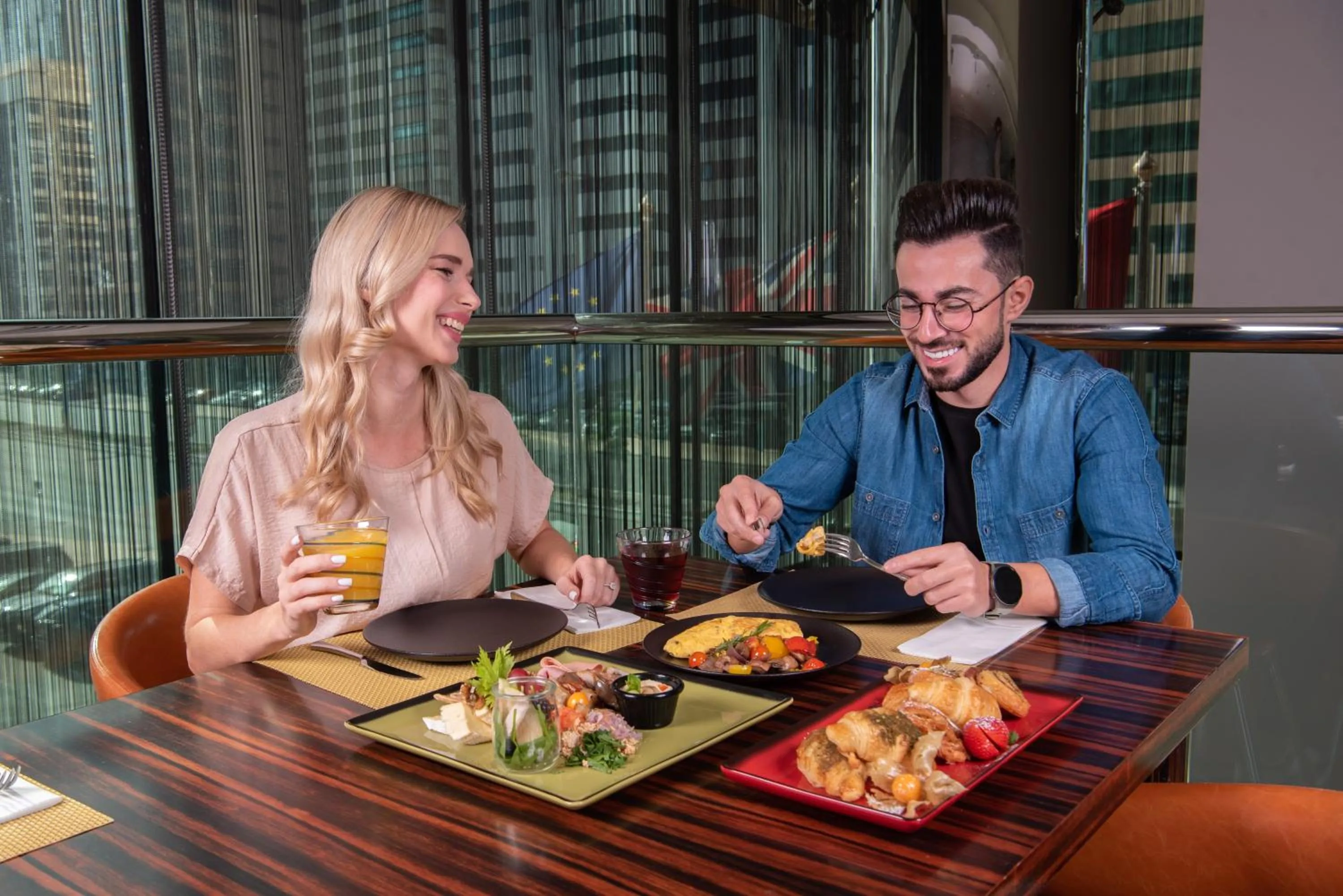 Food and drinks in Centro Al Manhal by Rotana