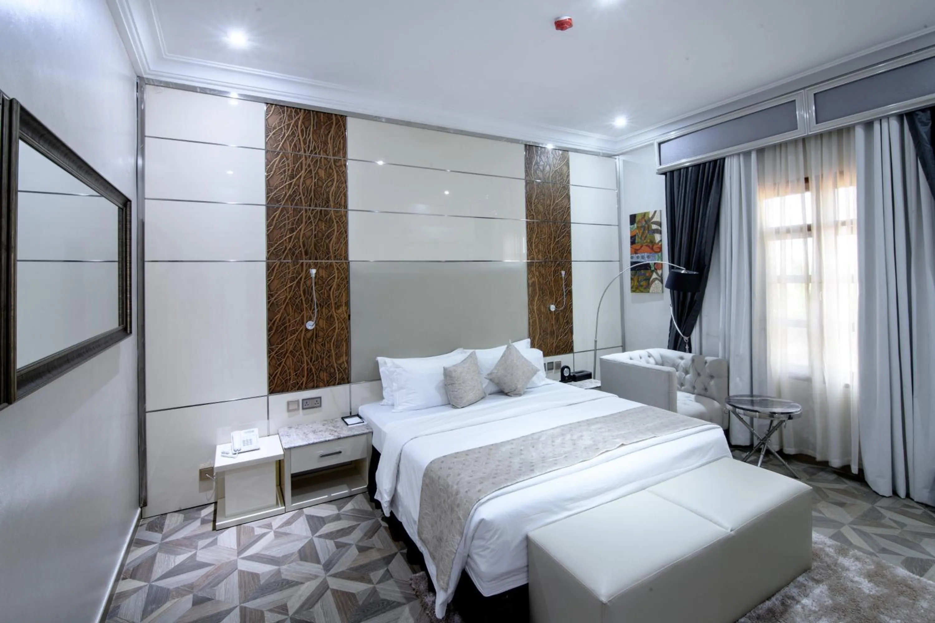 Bedroom in The Wells Carlton