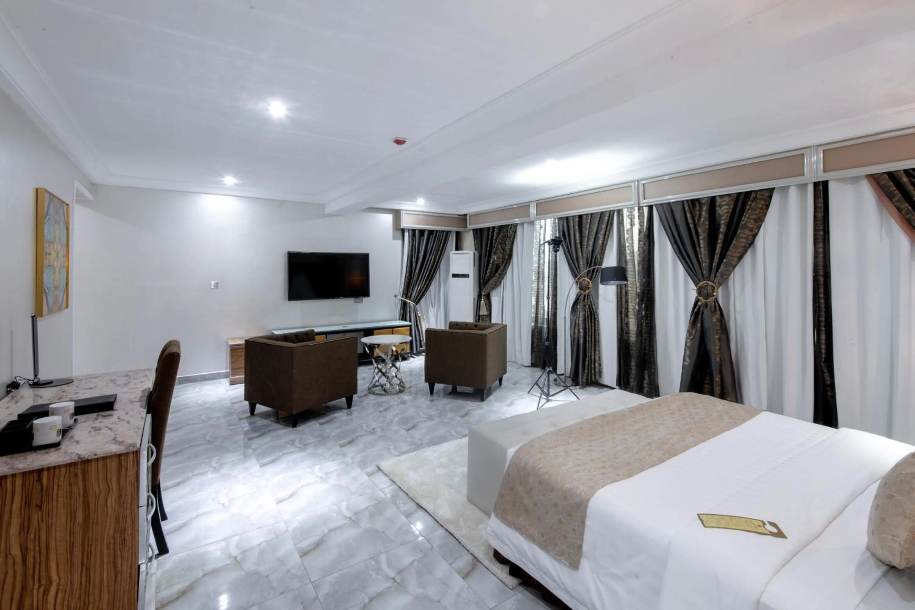 Bedroom in The Wells Carlton