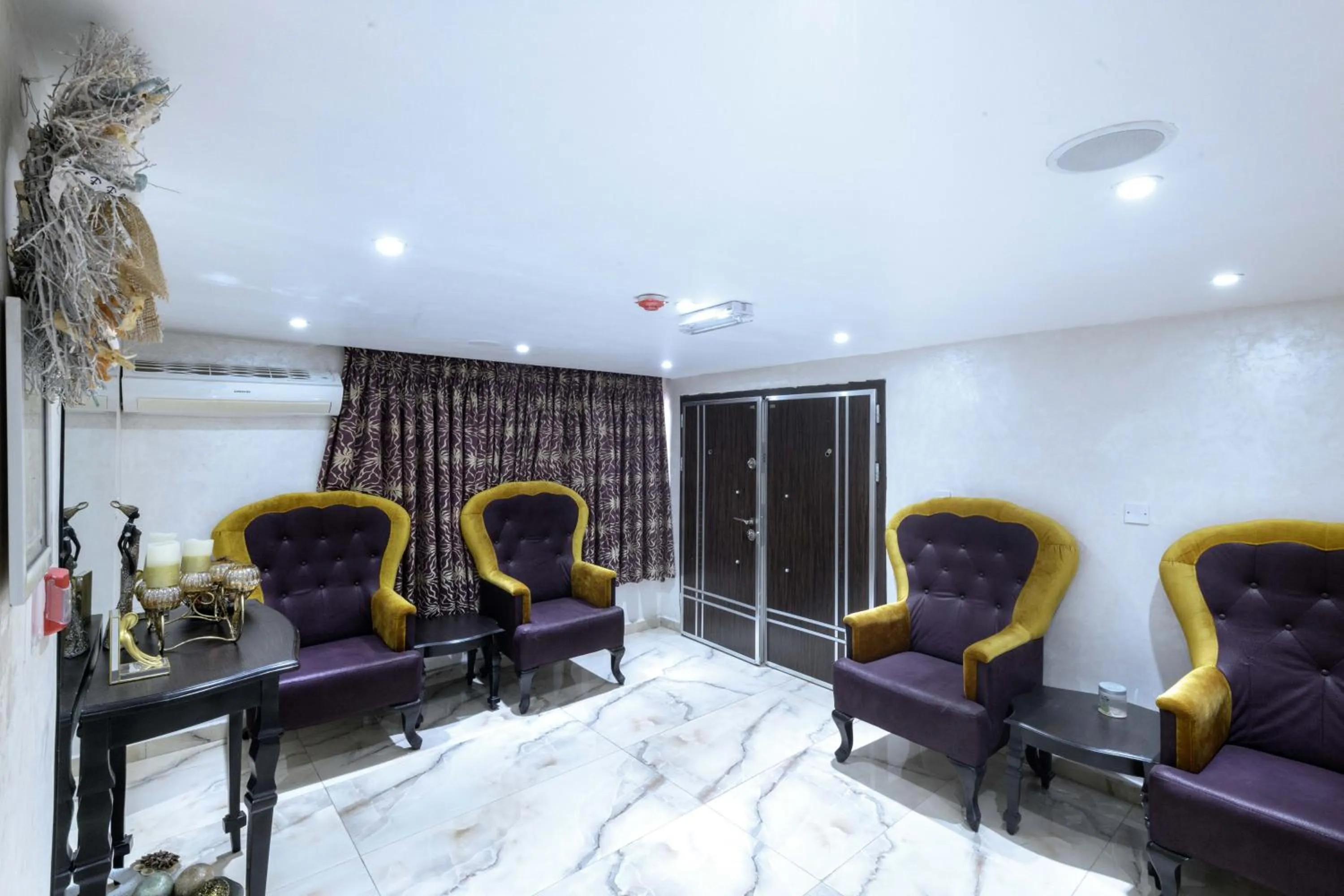 Massage in The Wells Carlton