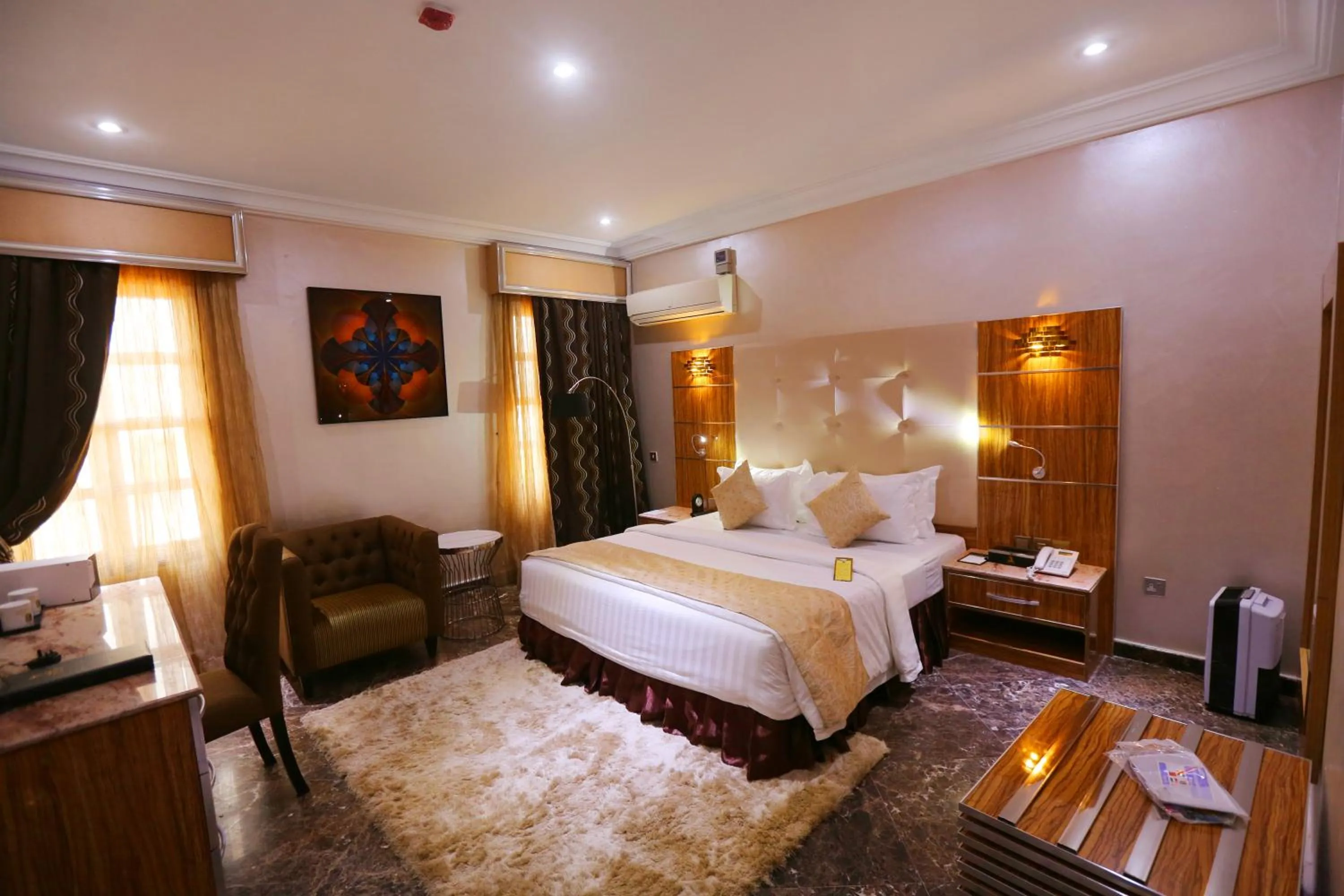 Bedroom in The Wells Carlton