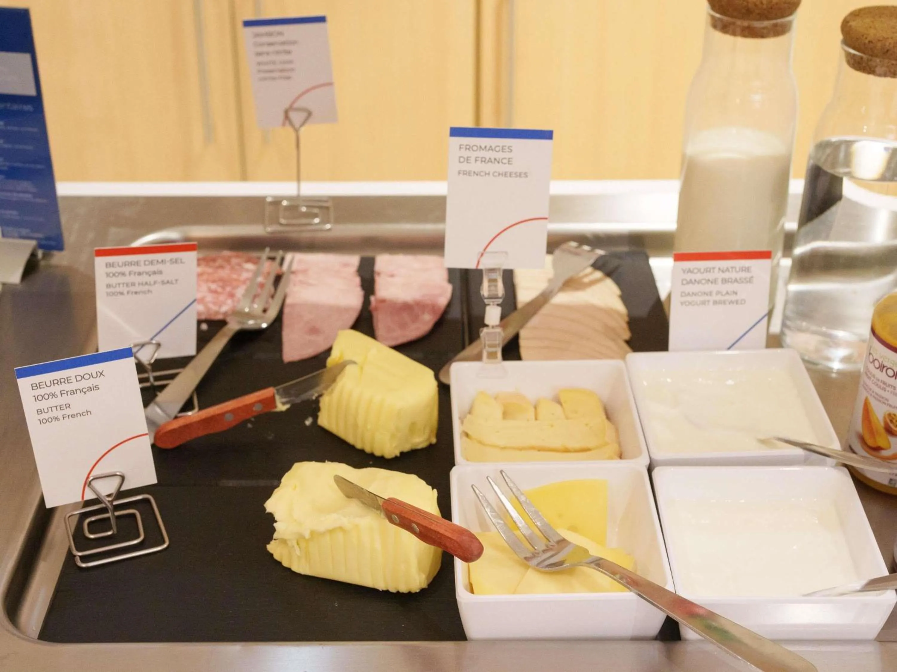 Breakfast in ibis budget Saint-Quentin Centre Gare