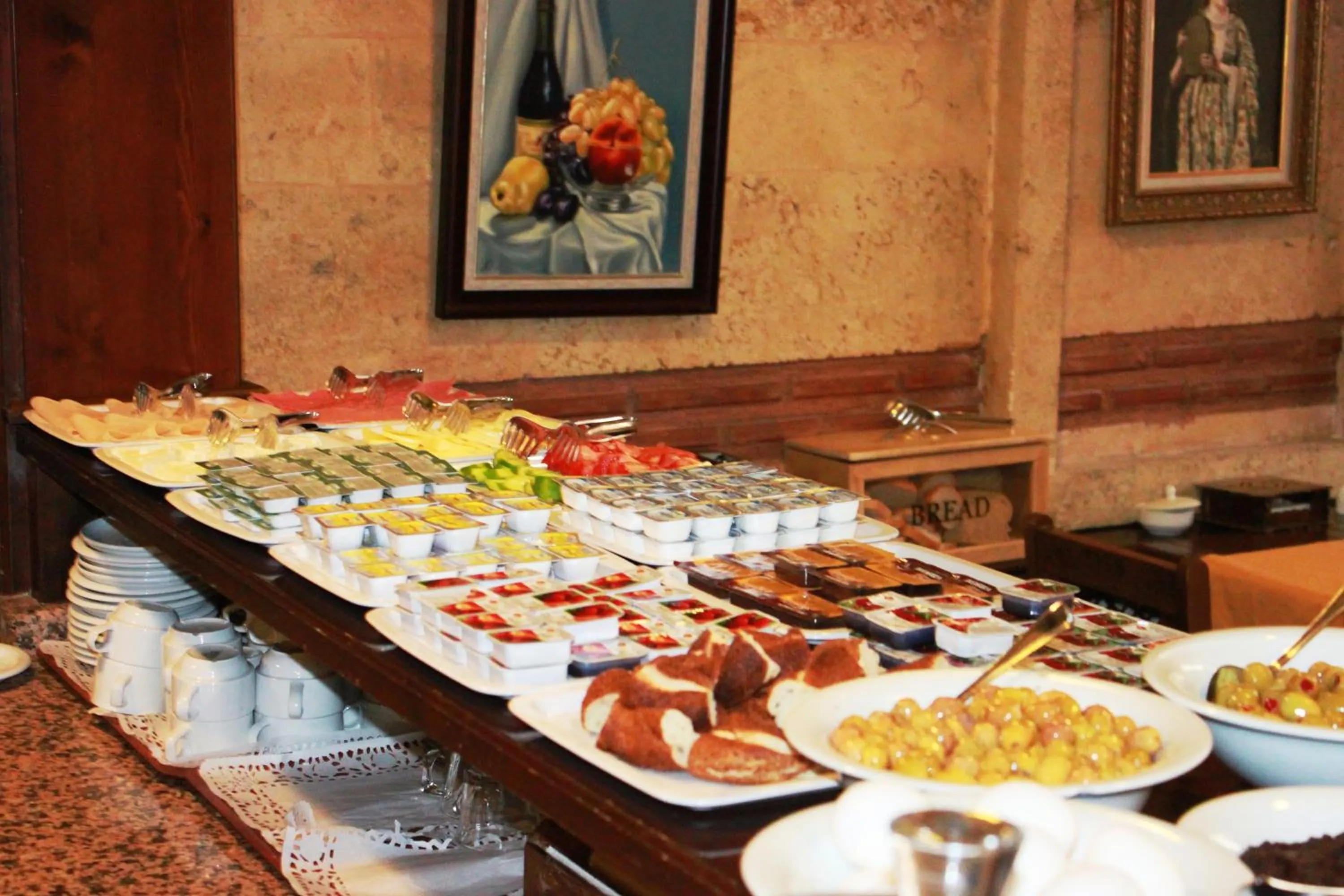 Buffet breakfast in Hotel SultanHill