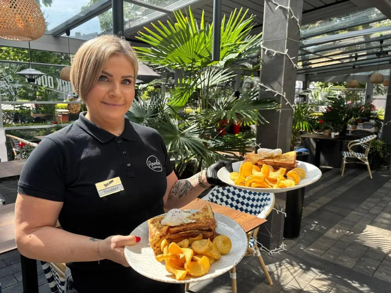 Restaurant/places to eat in Apartamenty Rondo