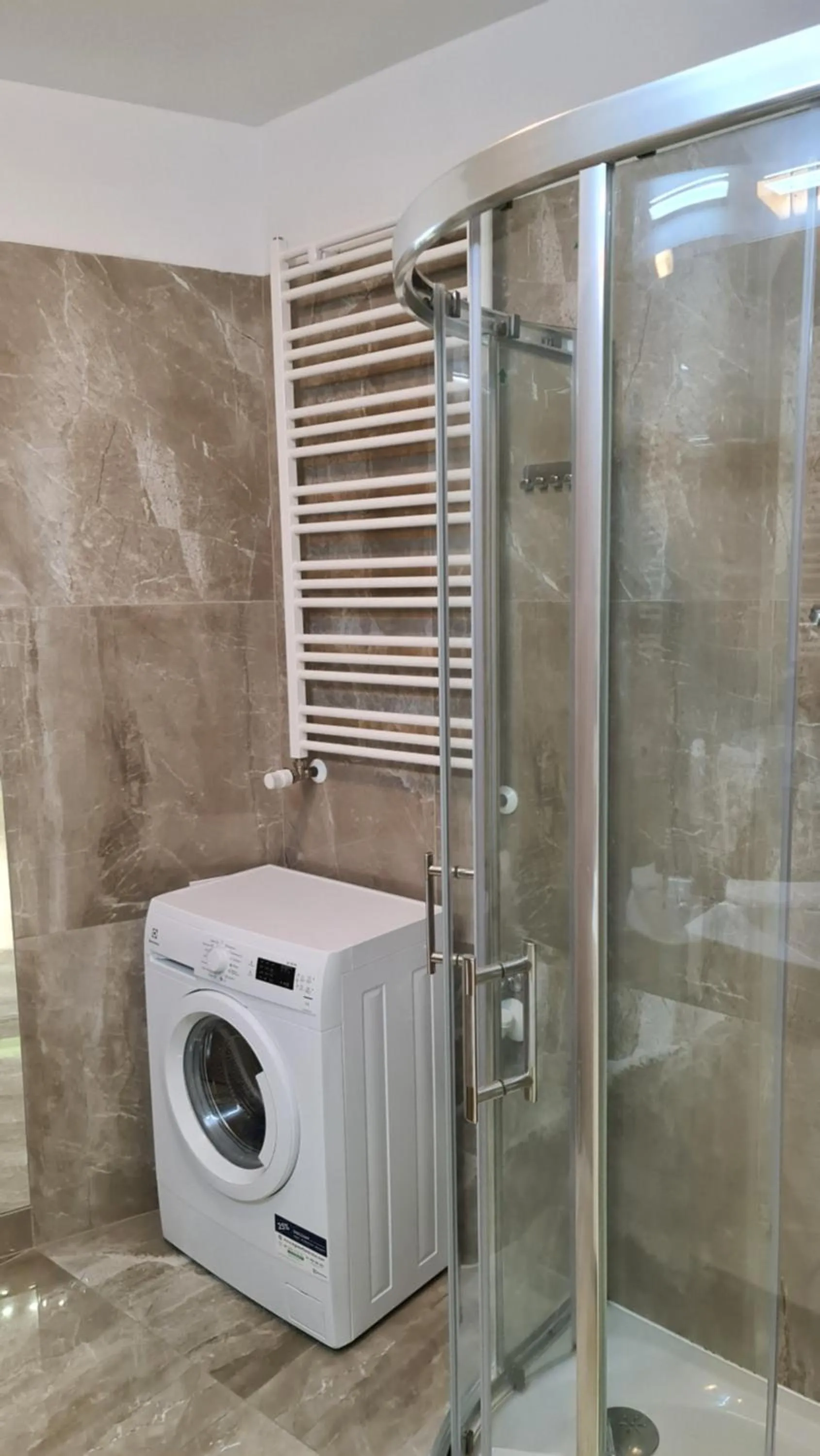 Shower in Apartamenty Rondo