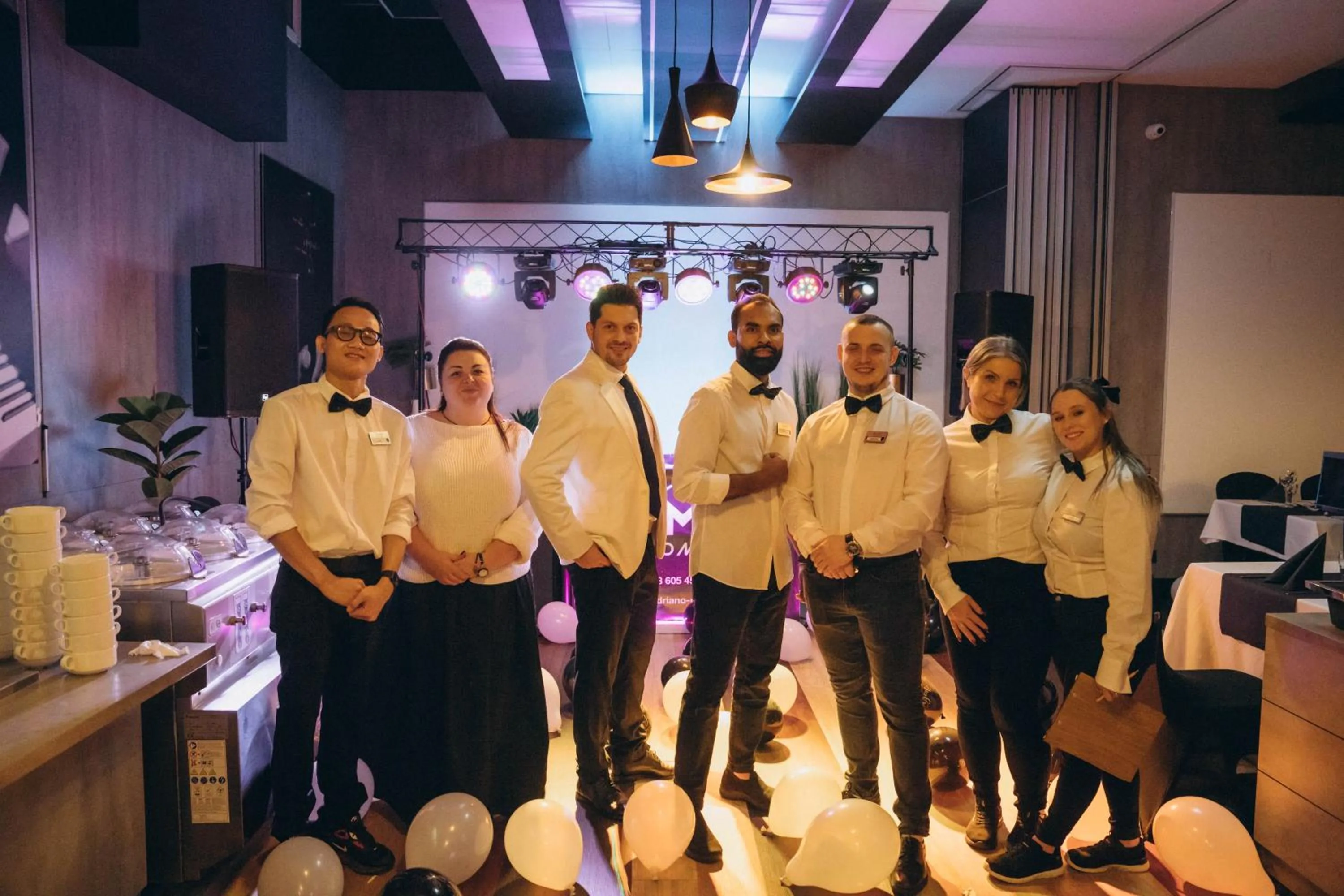 Restaurant/places to eat in Apartamenty Rondo