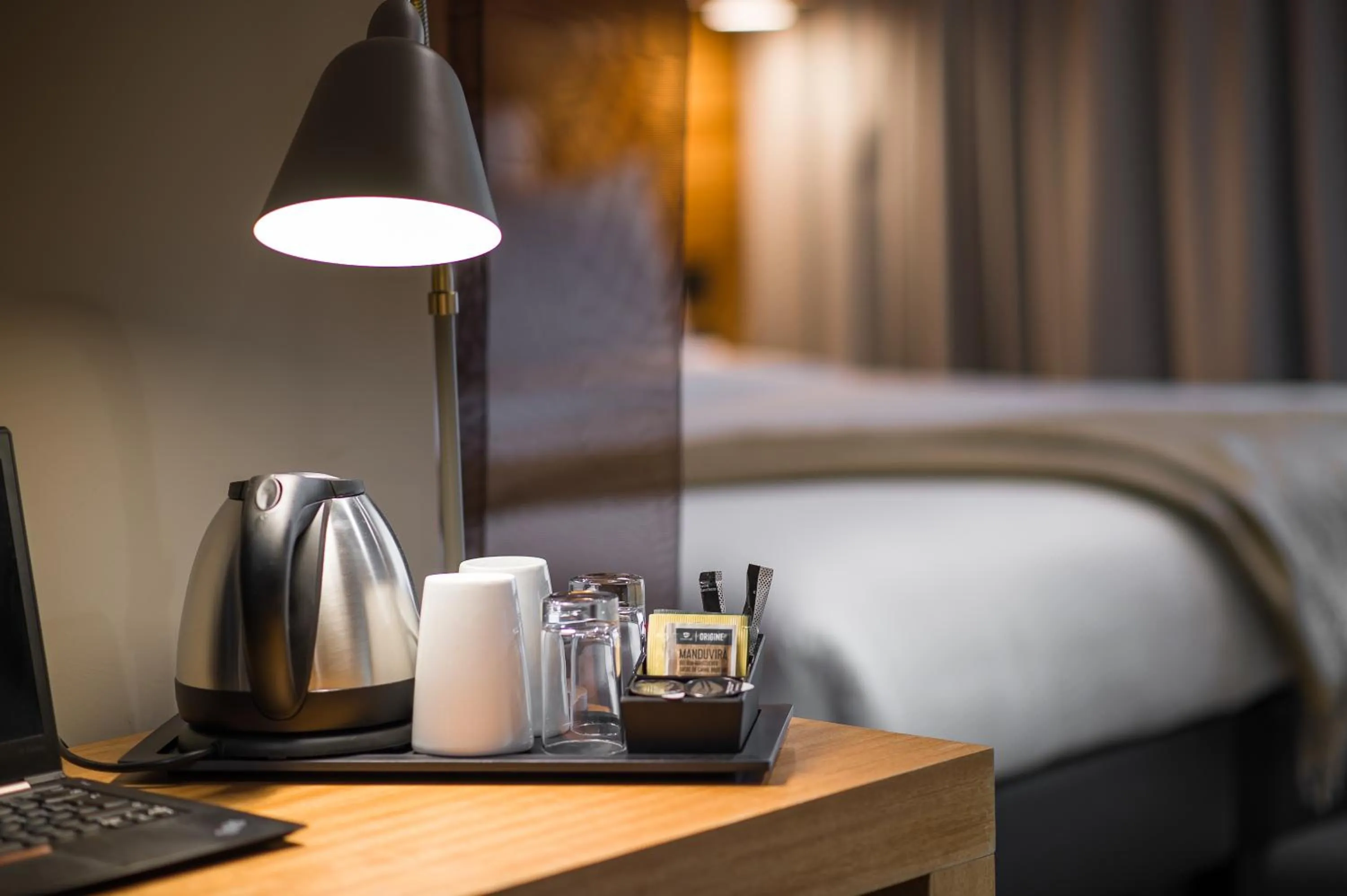 Coffee/tea facilities, Bed in 9Hotel Paquis