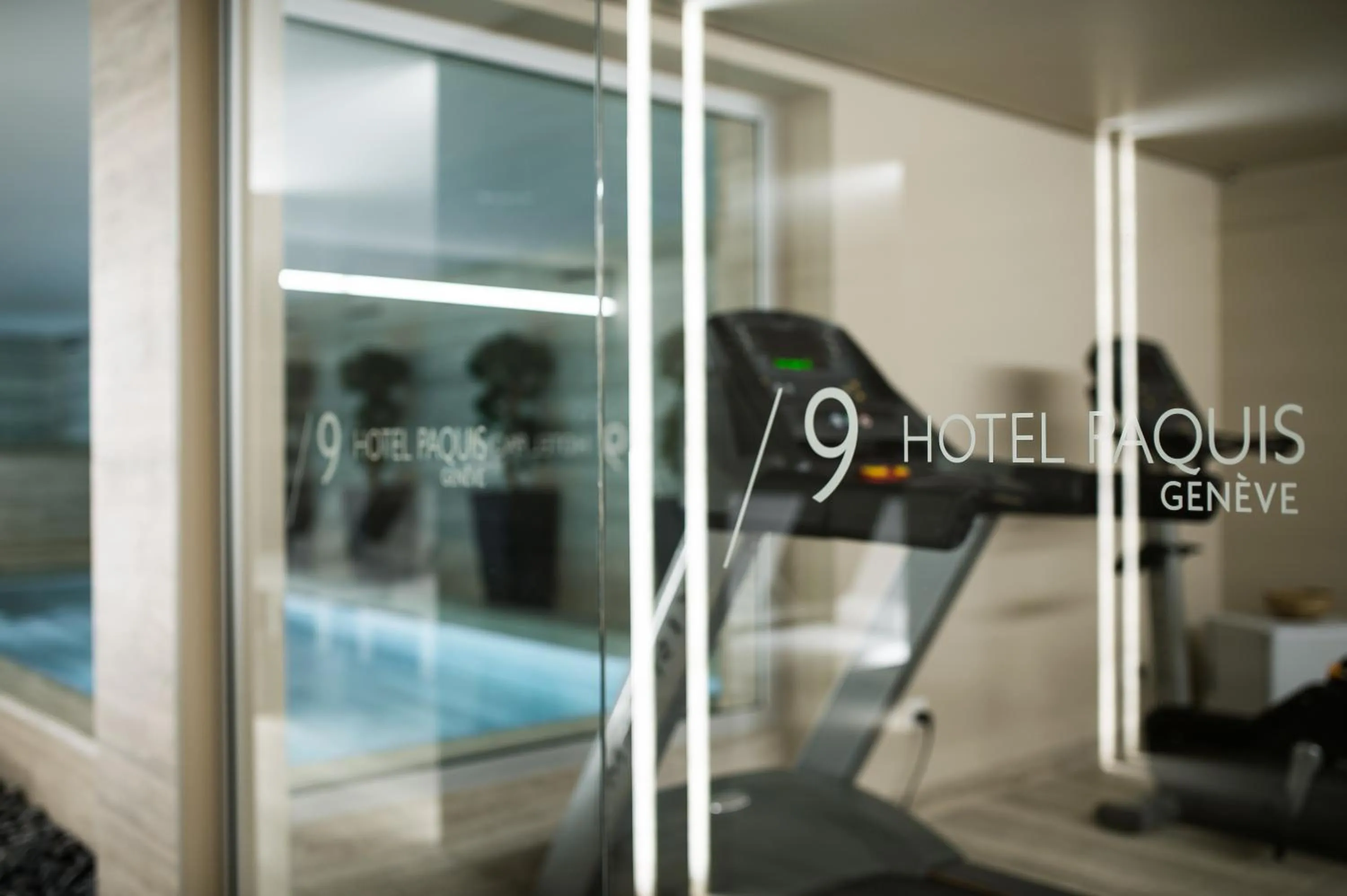 Fitness centre/facilities in 9Hotel Paquis