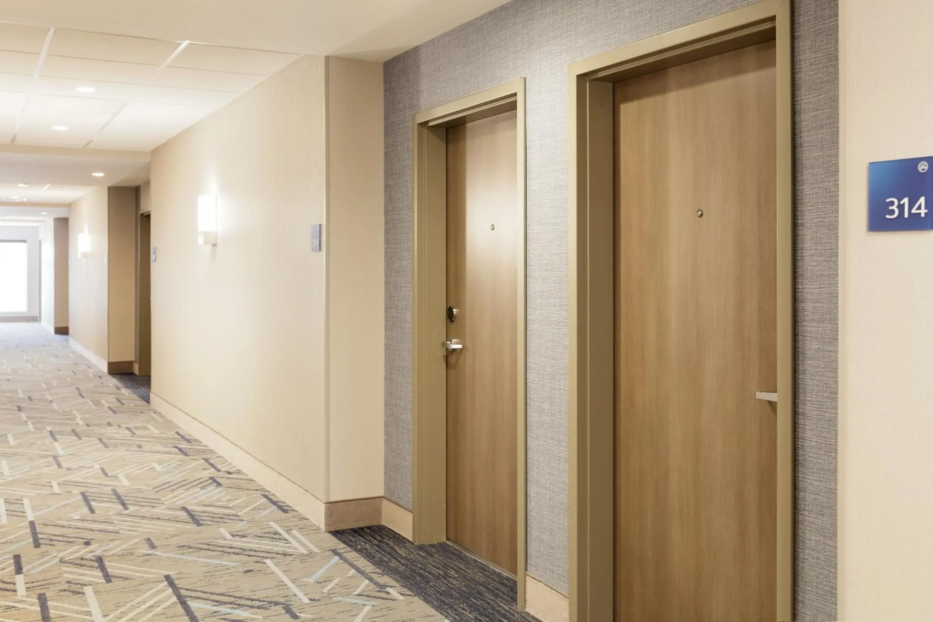 Standard King Room in Holiday Inn Express Williamston by IHG Standard King Room in Holiday Inn Express Williamston by IHG