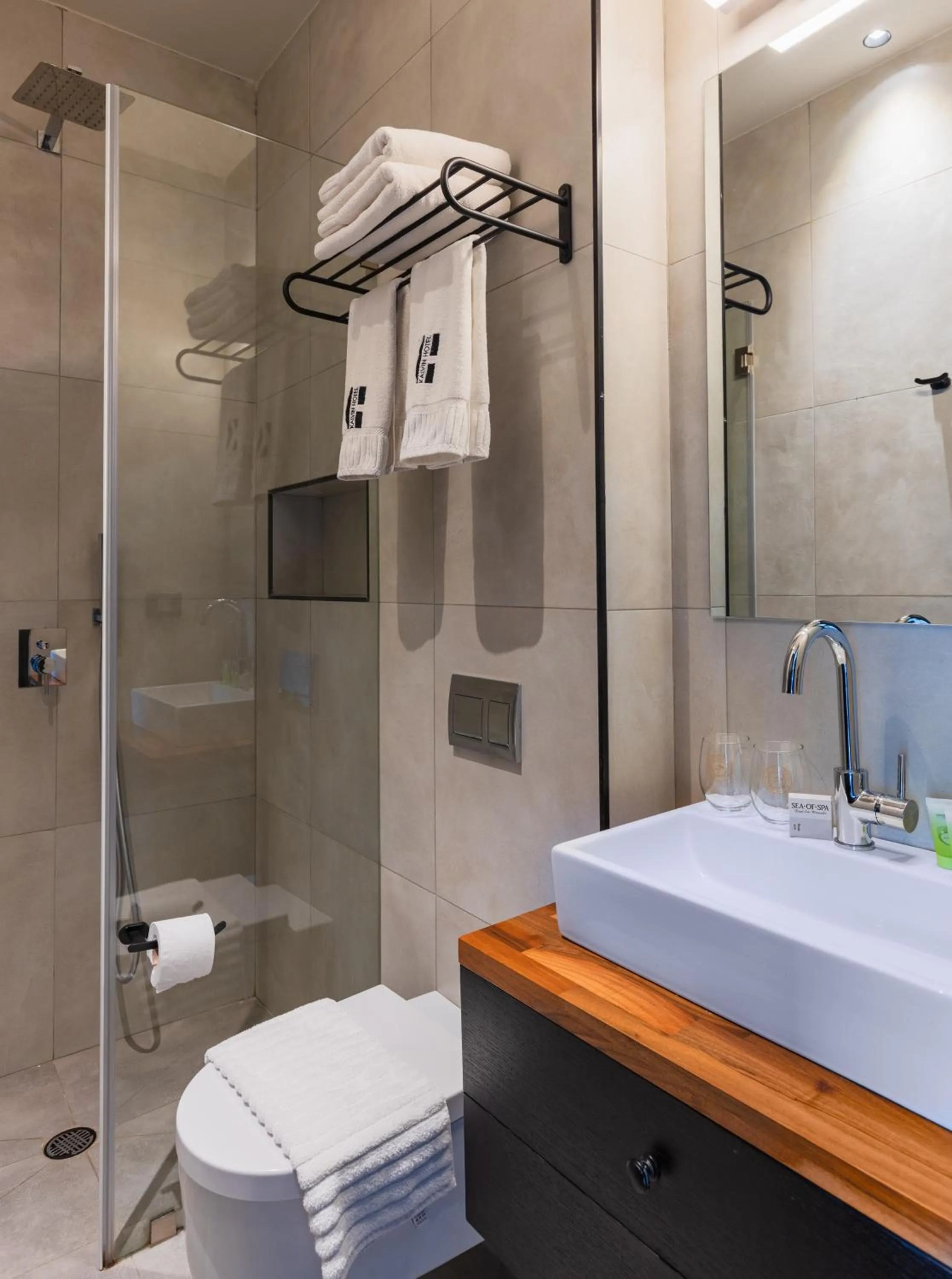 Shower in Kalvin Boutique Hotel by Levinsky Market Tel-Aviv