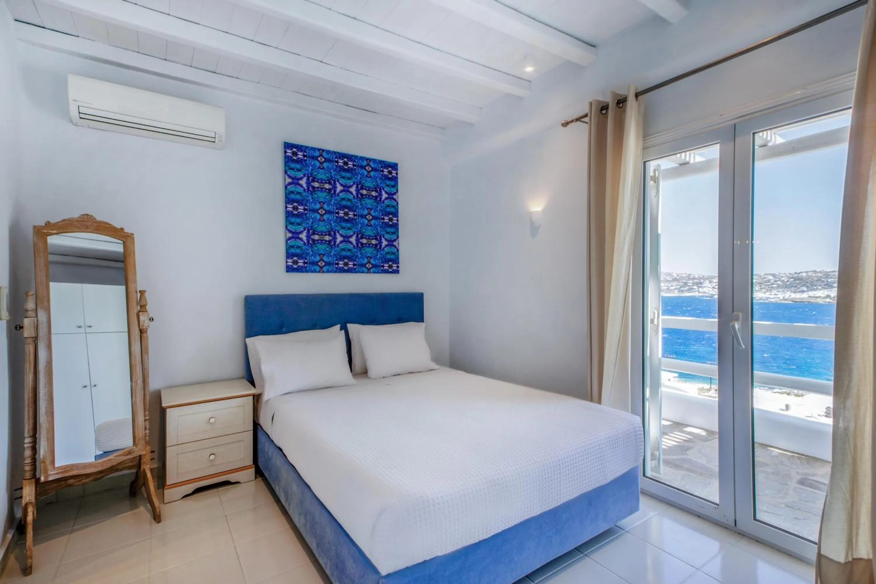 Bed in Amaris Mykonian Residence