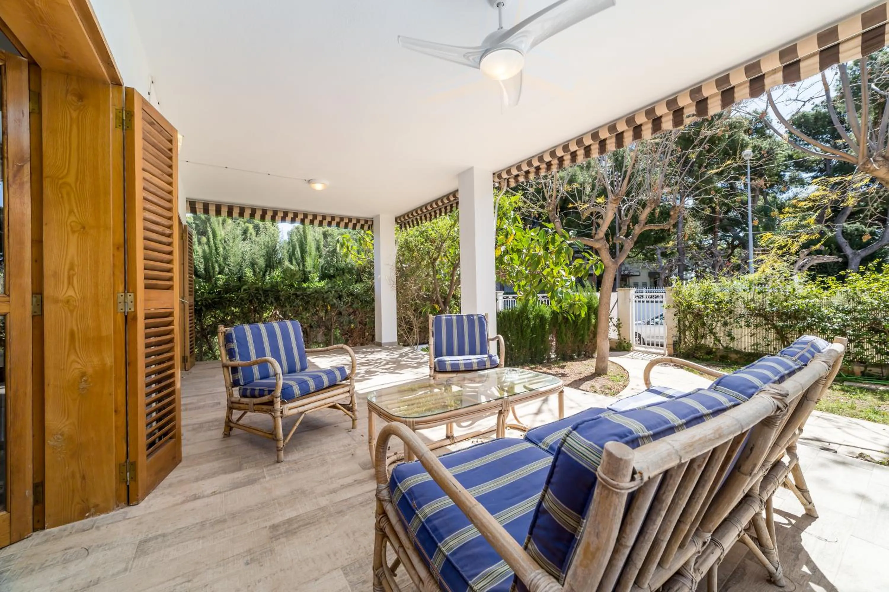 Facade/entrance in Travel Habitat Benicassim