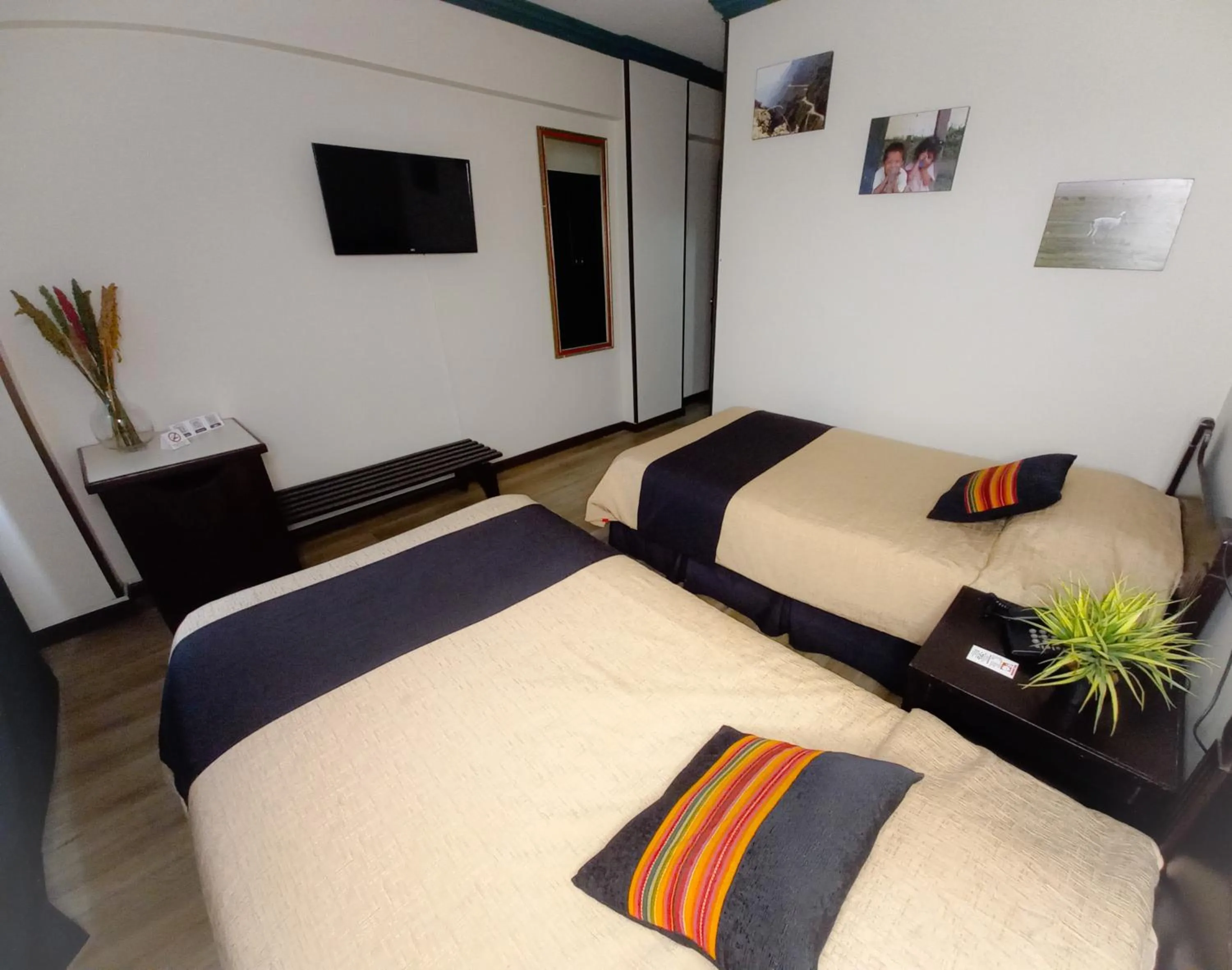 Bedroom, Bed in Hotel Sagarnaga