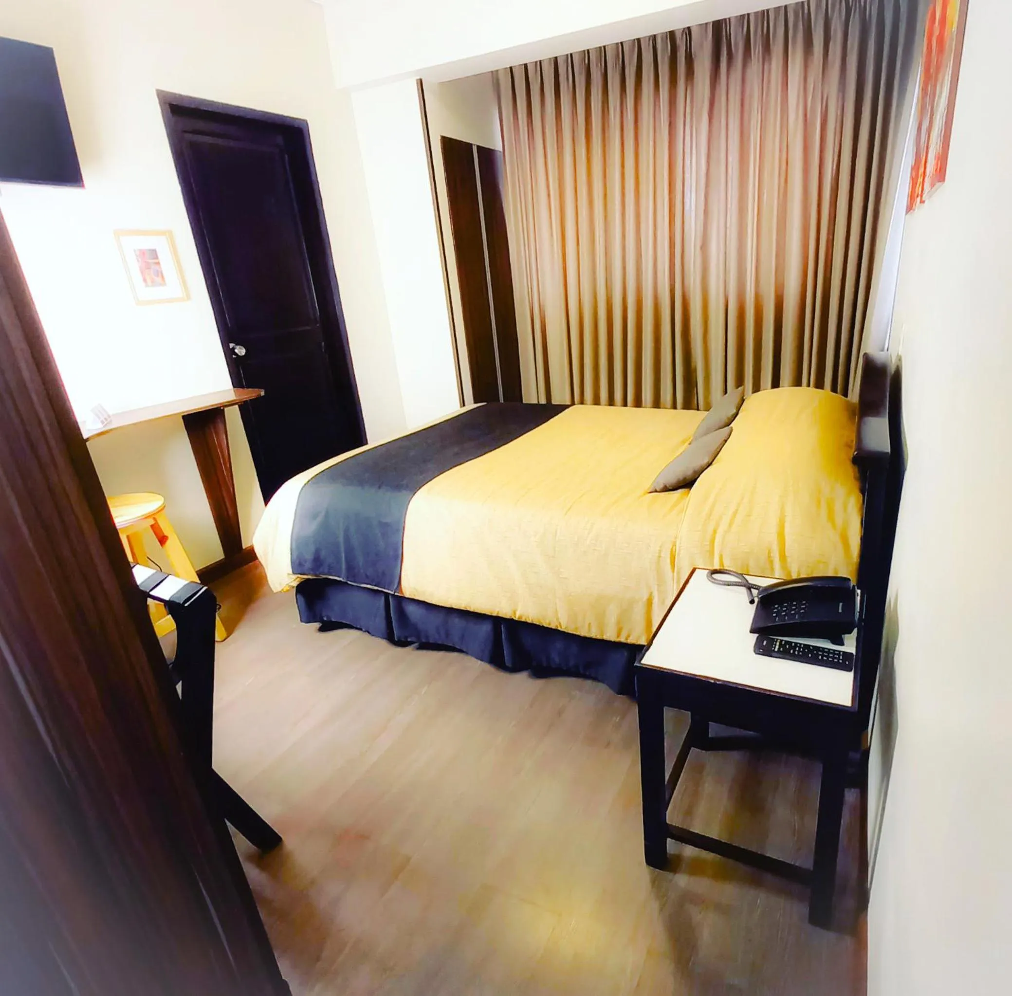 Bedroom, Bed in Hotel Sagarnaga