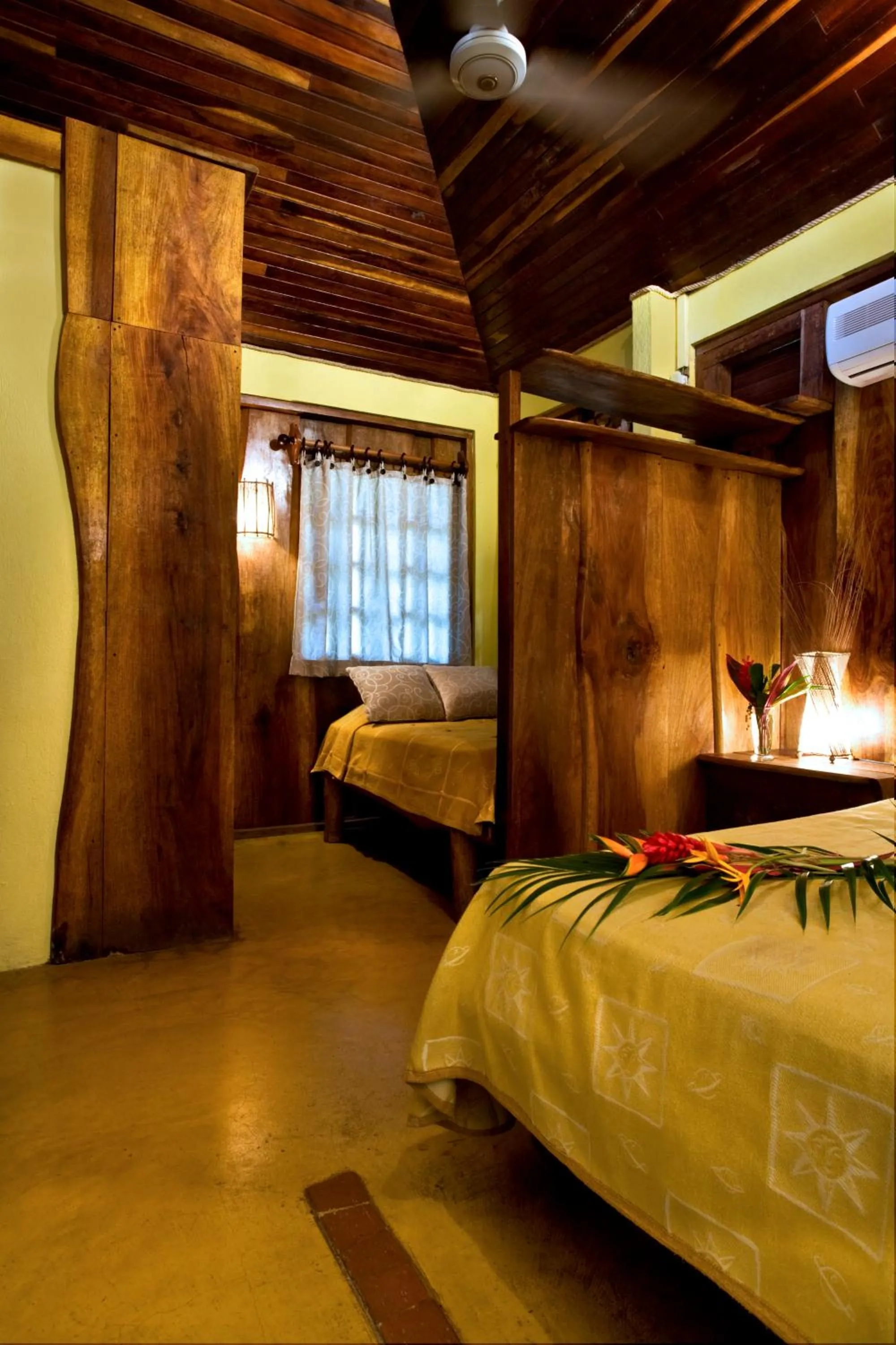 Decorative detail in Hotel Tropico Latino