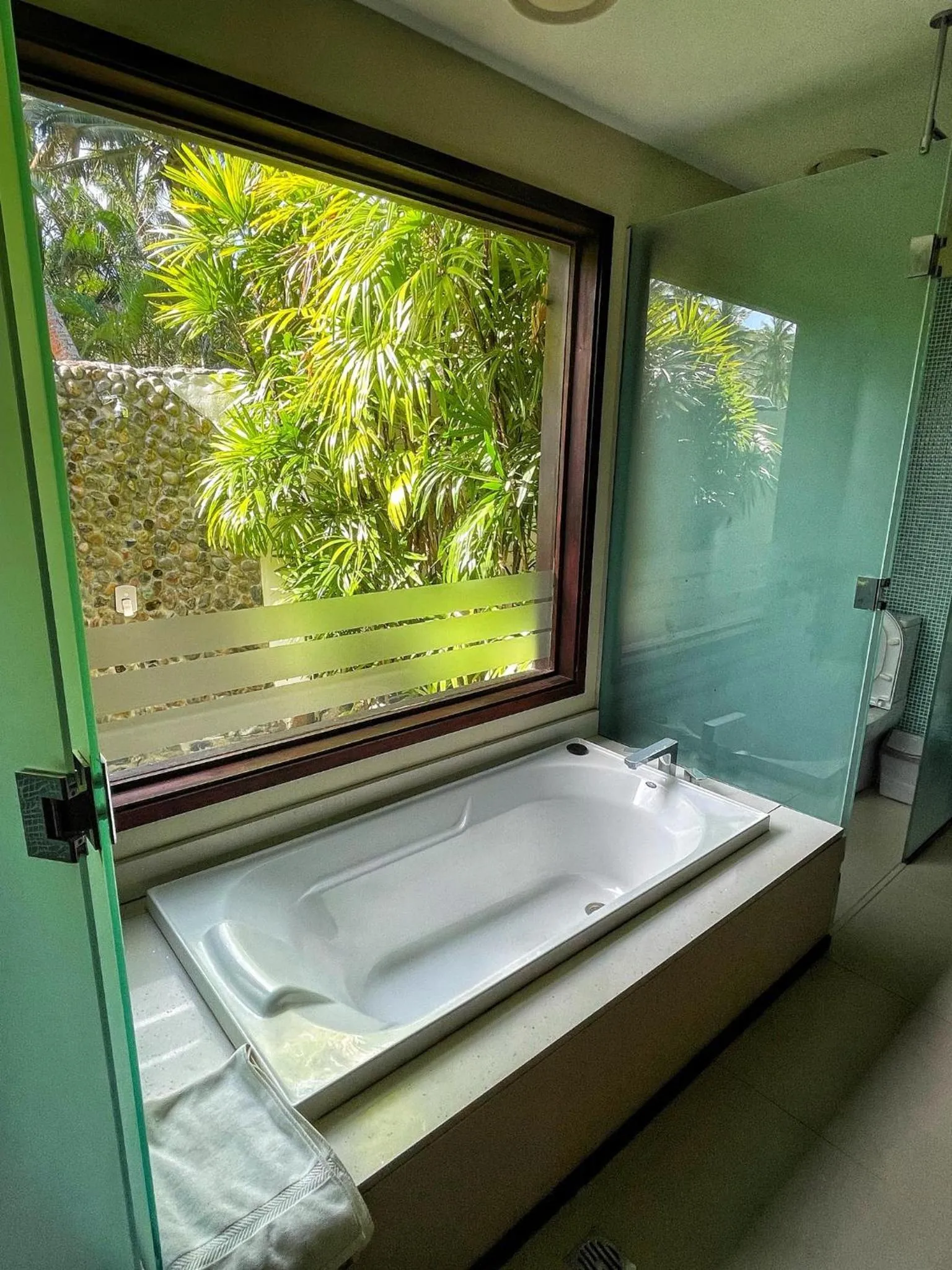 Bed in Tambua Sands Beach Resort