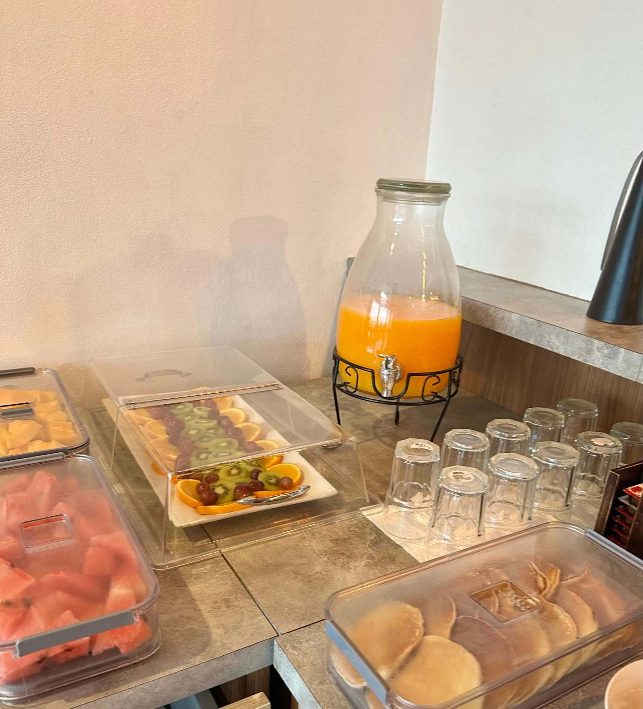 Breakfast in Little Italy Hotel