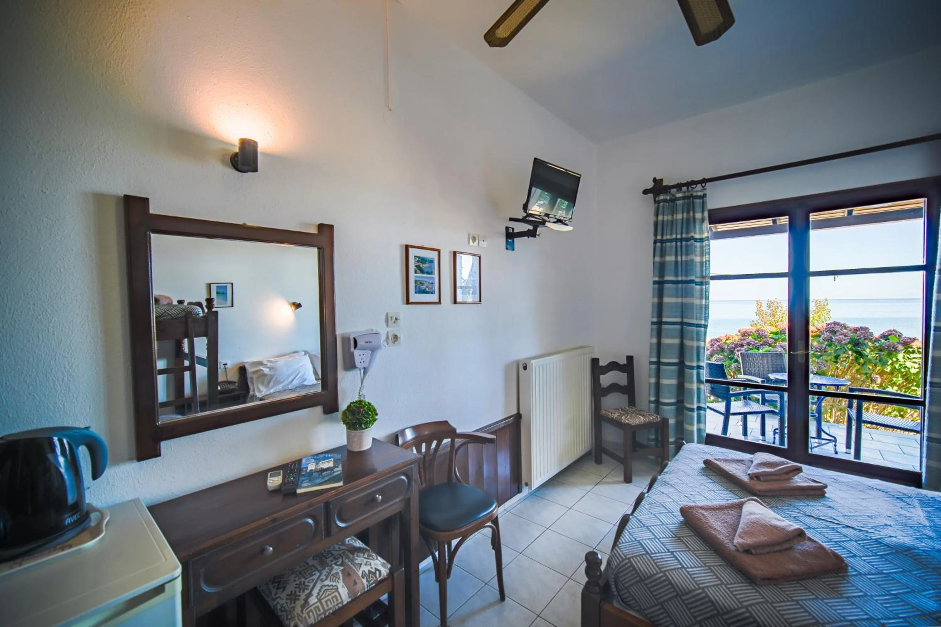 Bed in Hotel Hagiati