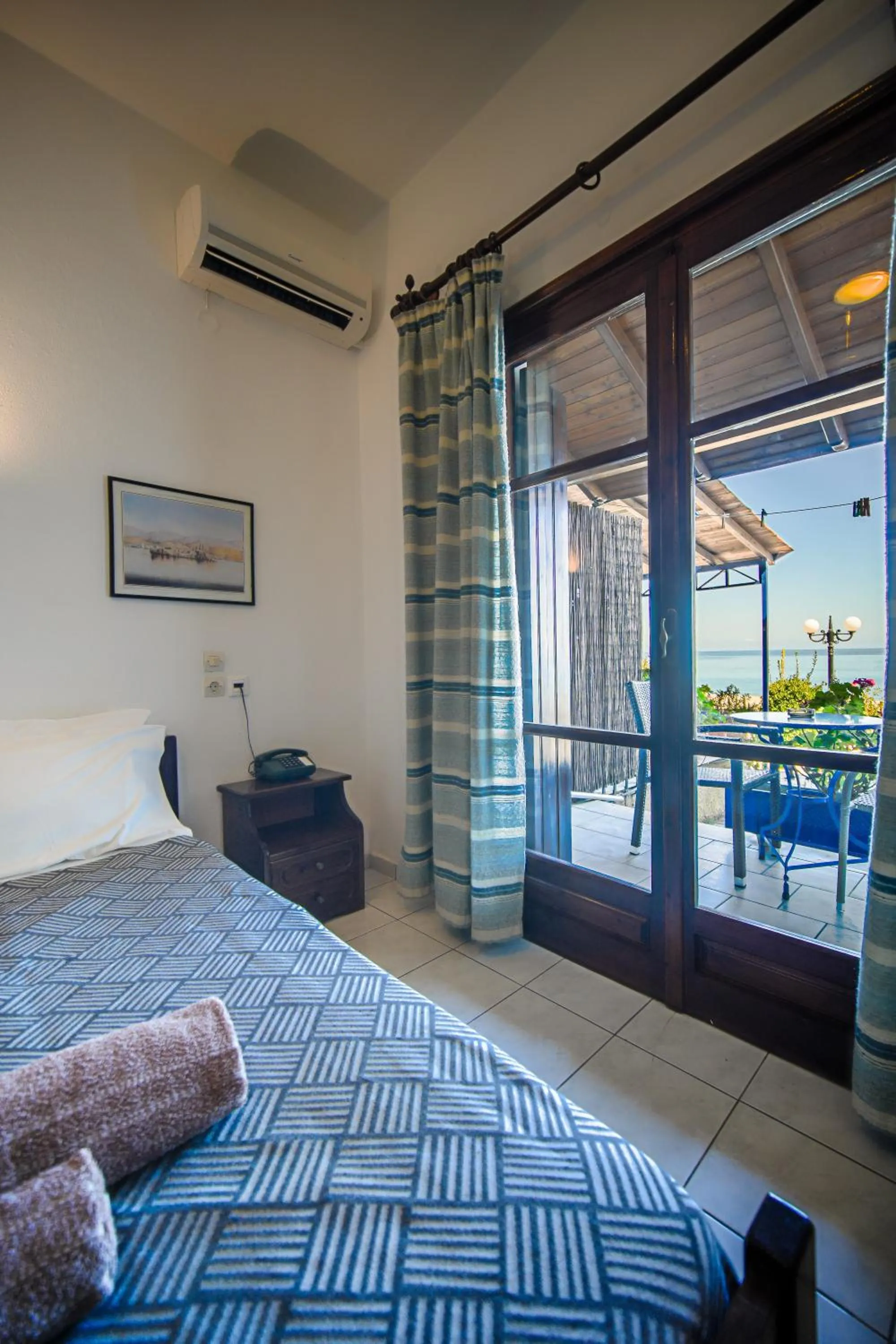 Bed in Hotel Hagiati