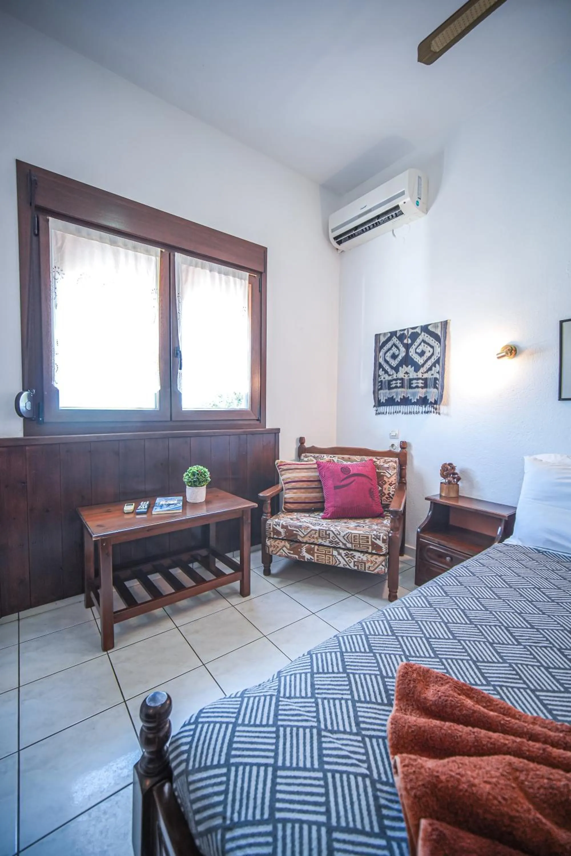 Bed in Hotel Hagiati