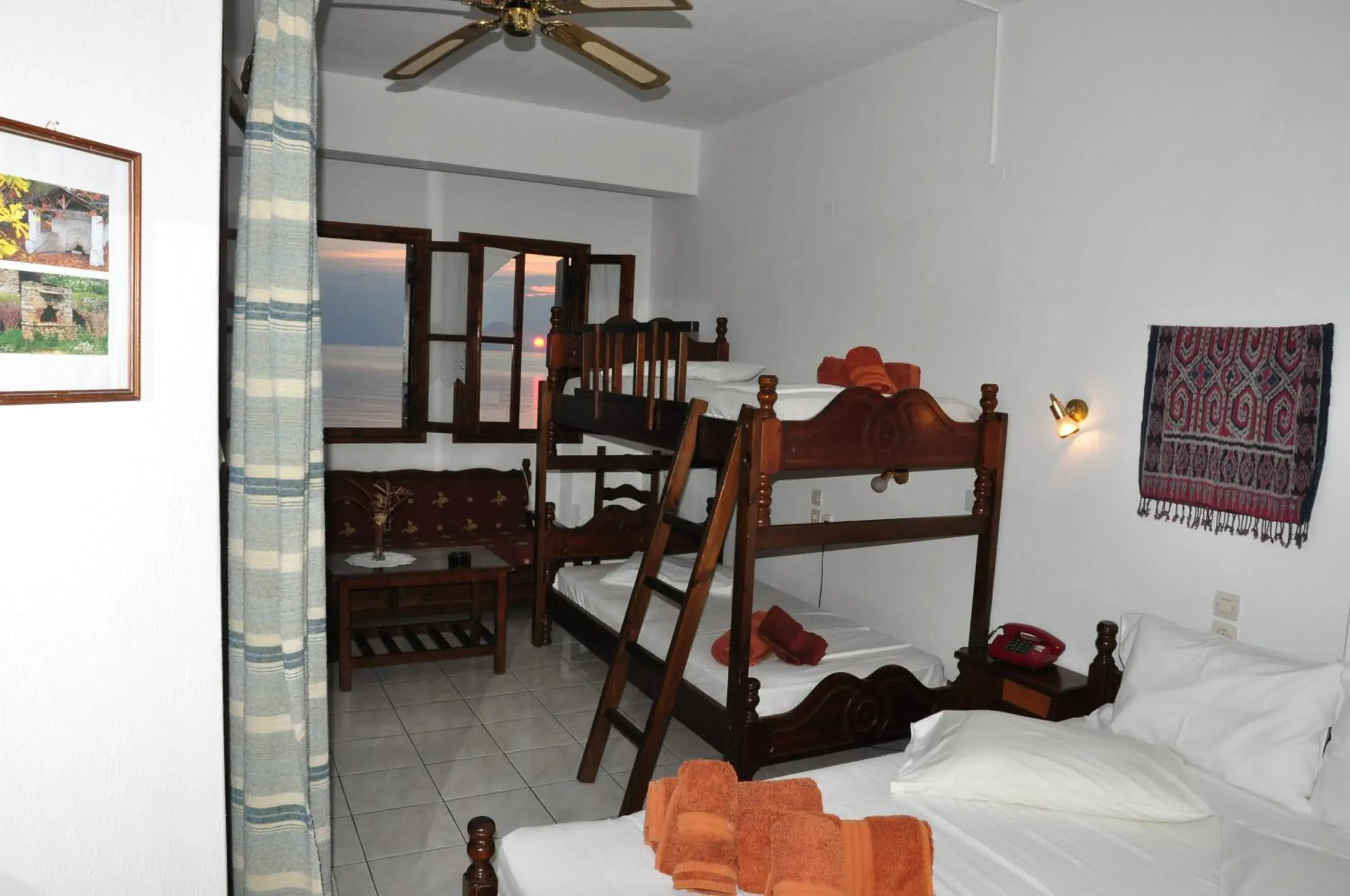 Quadruple Room with Sea View - single occupancy in Hotel Hagiati Quadruple Room with Sea View - single occupancy in Hotel Hagiati