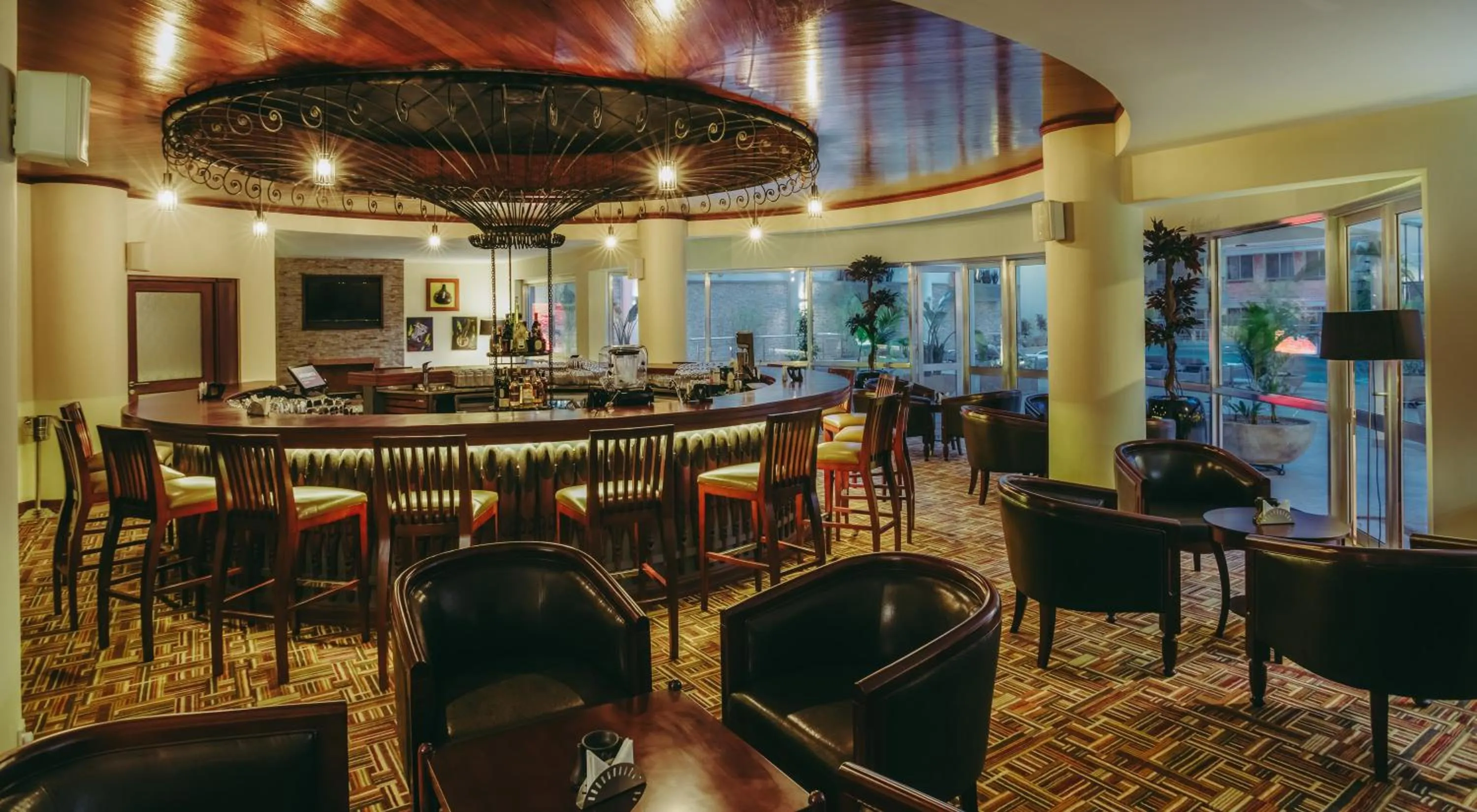 Lounge or bar in Mövenpick Hotel & Residences Nairobi