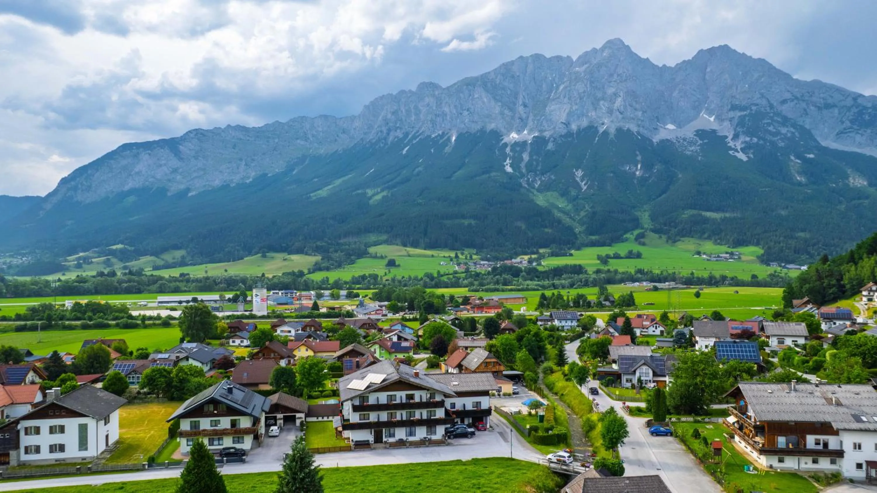 Property building in Pension Tilly